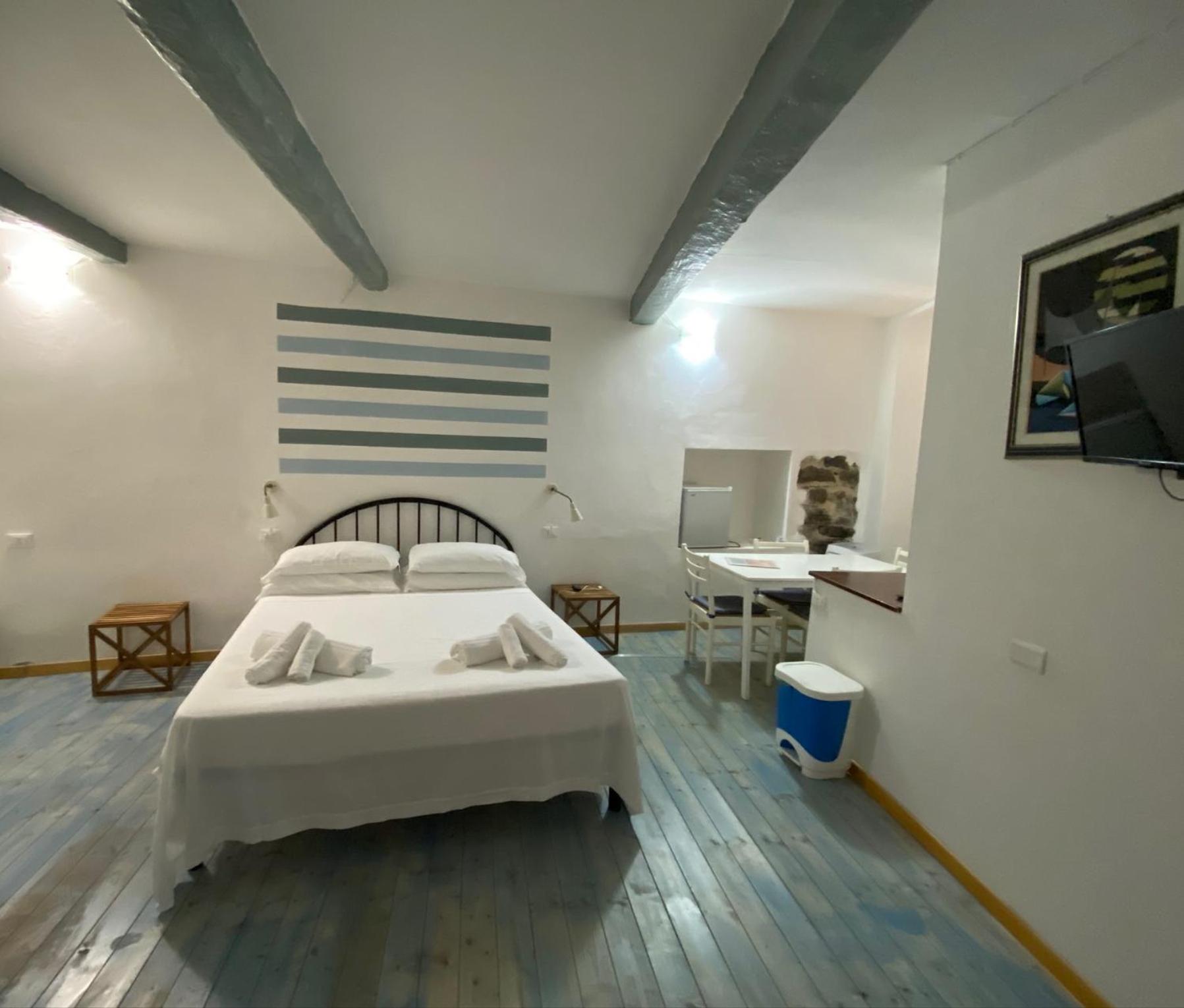 CARUGIO ROOMS Vernazza photo 3