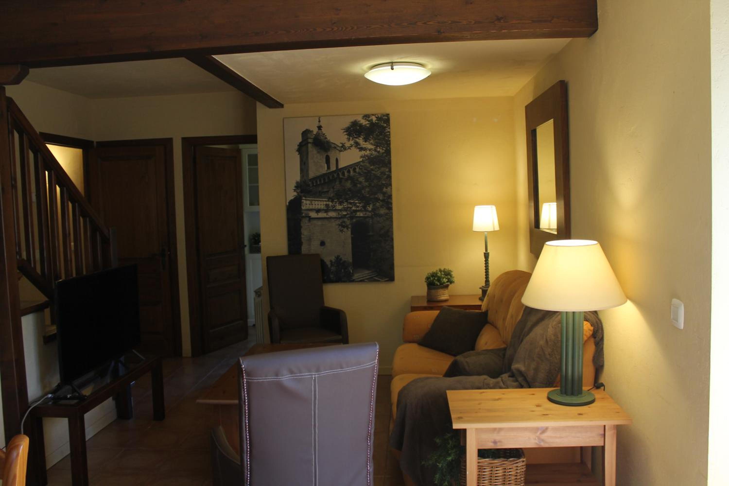 Photo 33