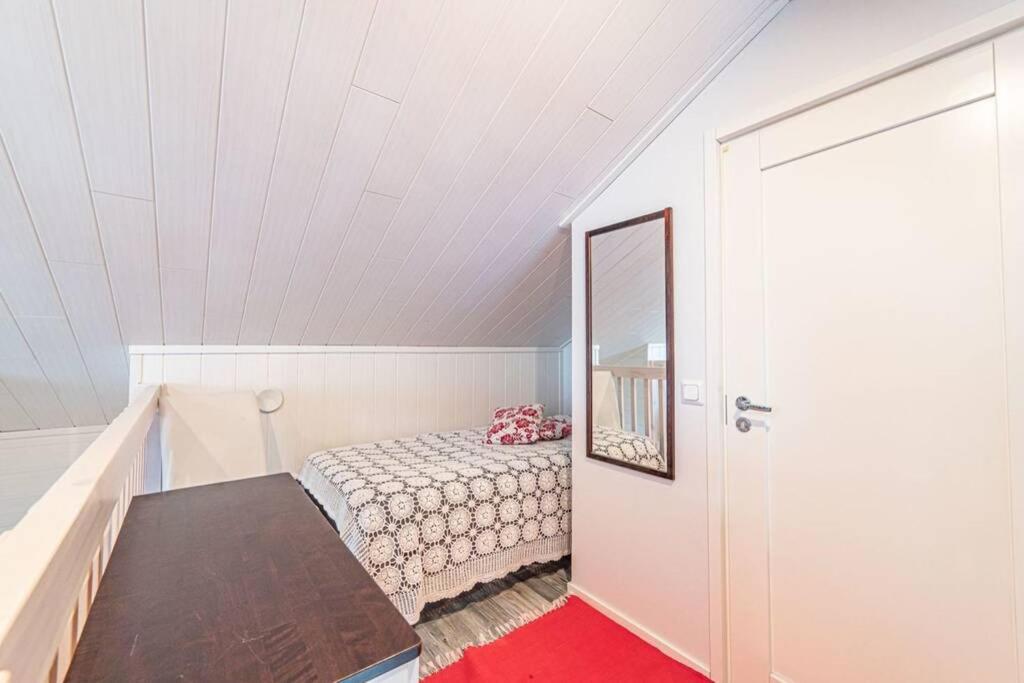 Villa Levin Taiga - Log Cabin - Sauna, Free Ski Pass, Near Levi Center view 3