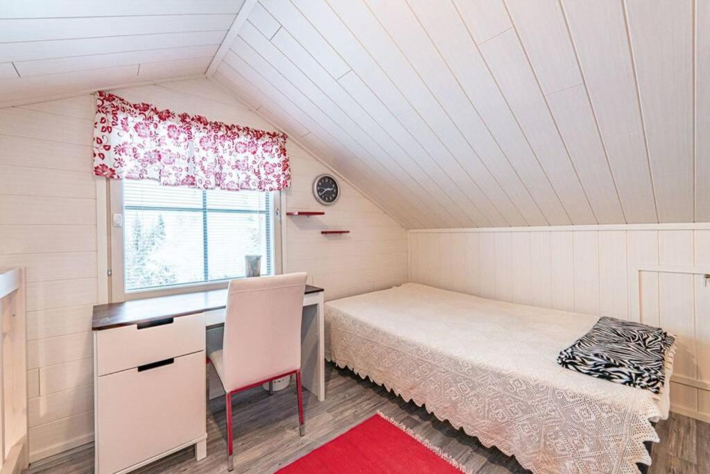 Villa Levin Taiga - Log Cabin - Sauna, Free Ski Pass, Near Levi Center view 2