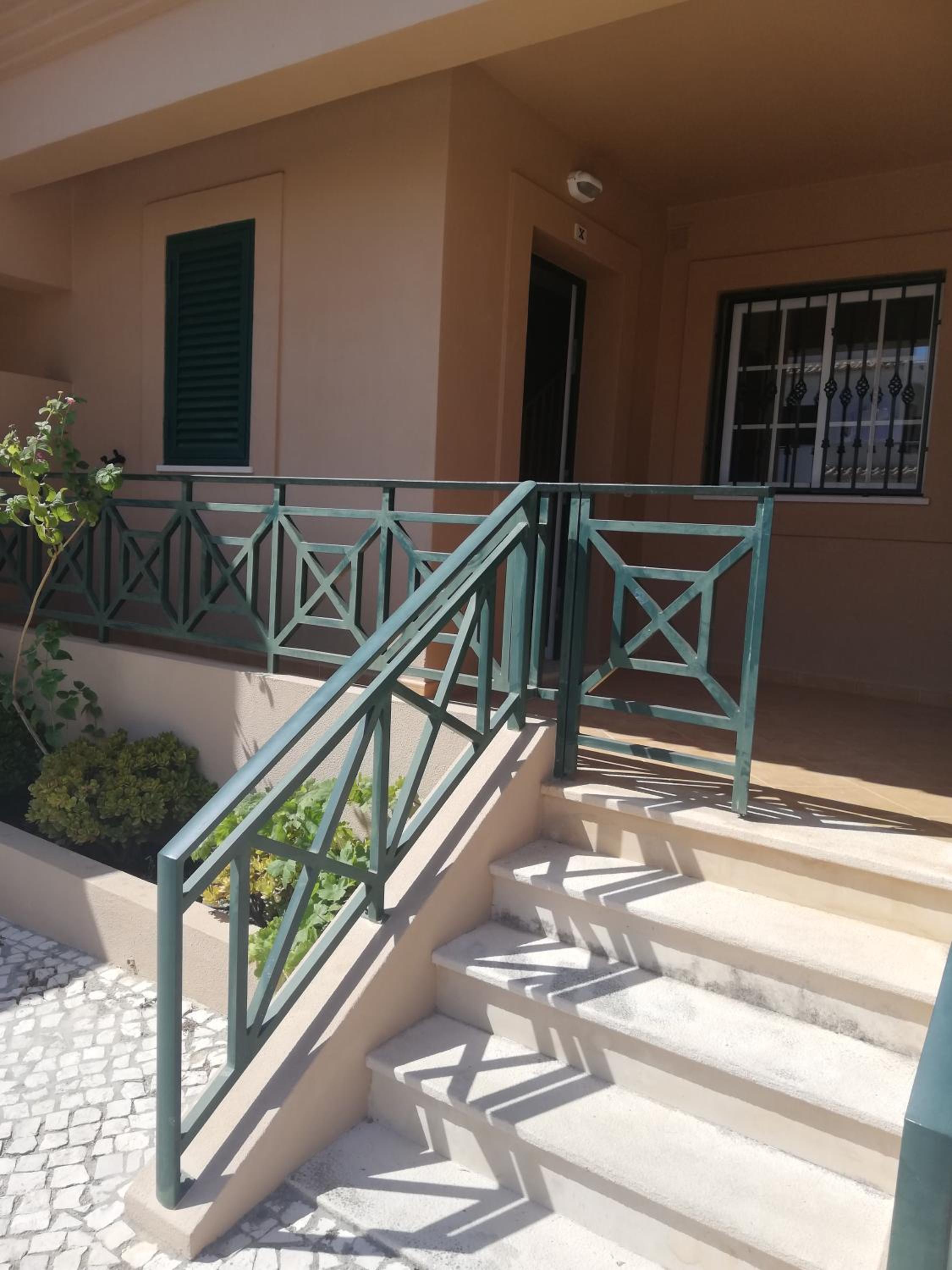 Villa V2 AA view 3
