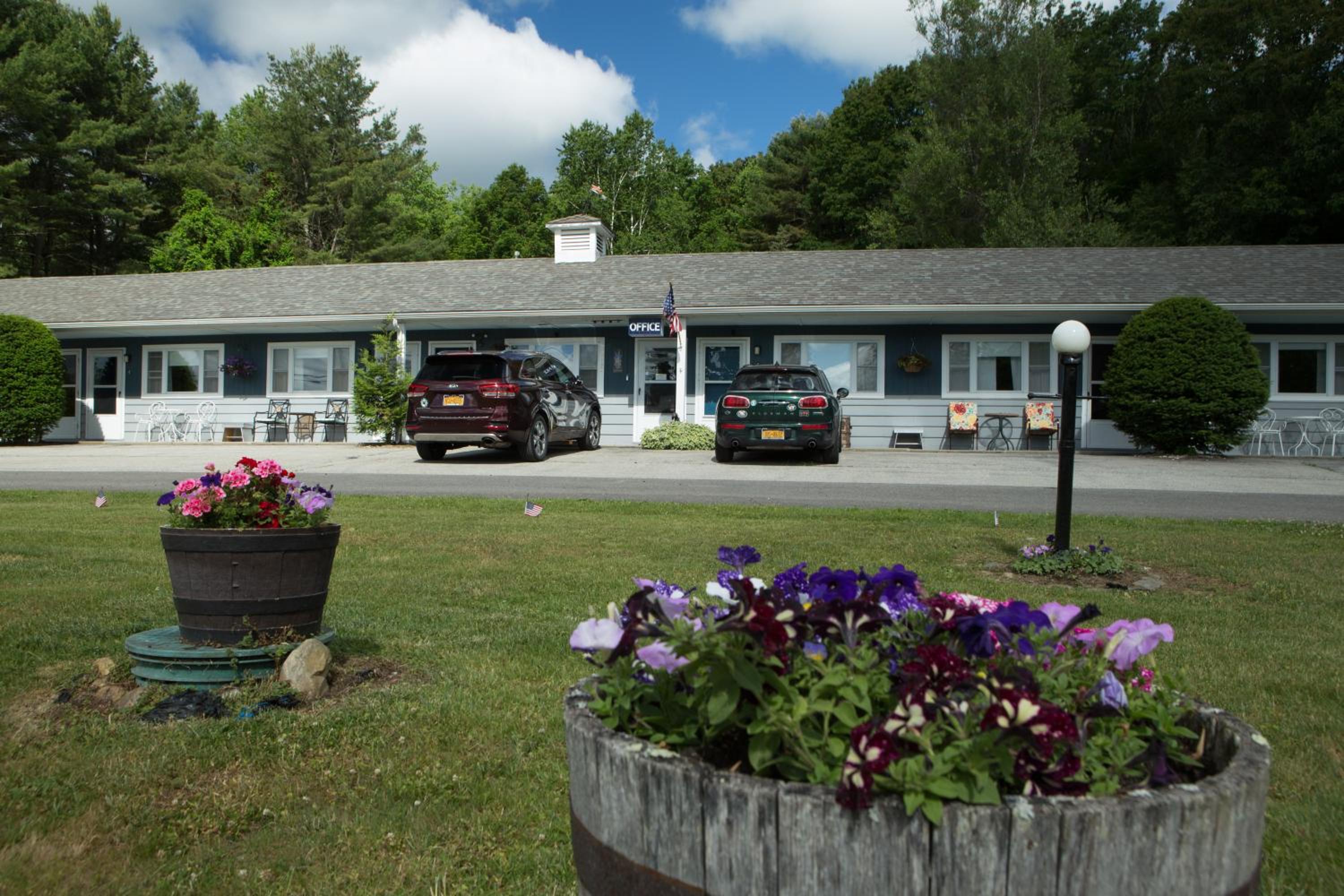 Governor's Rock Motel view 5