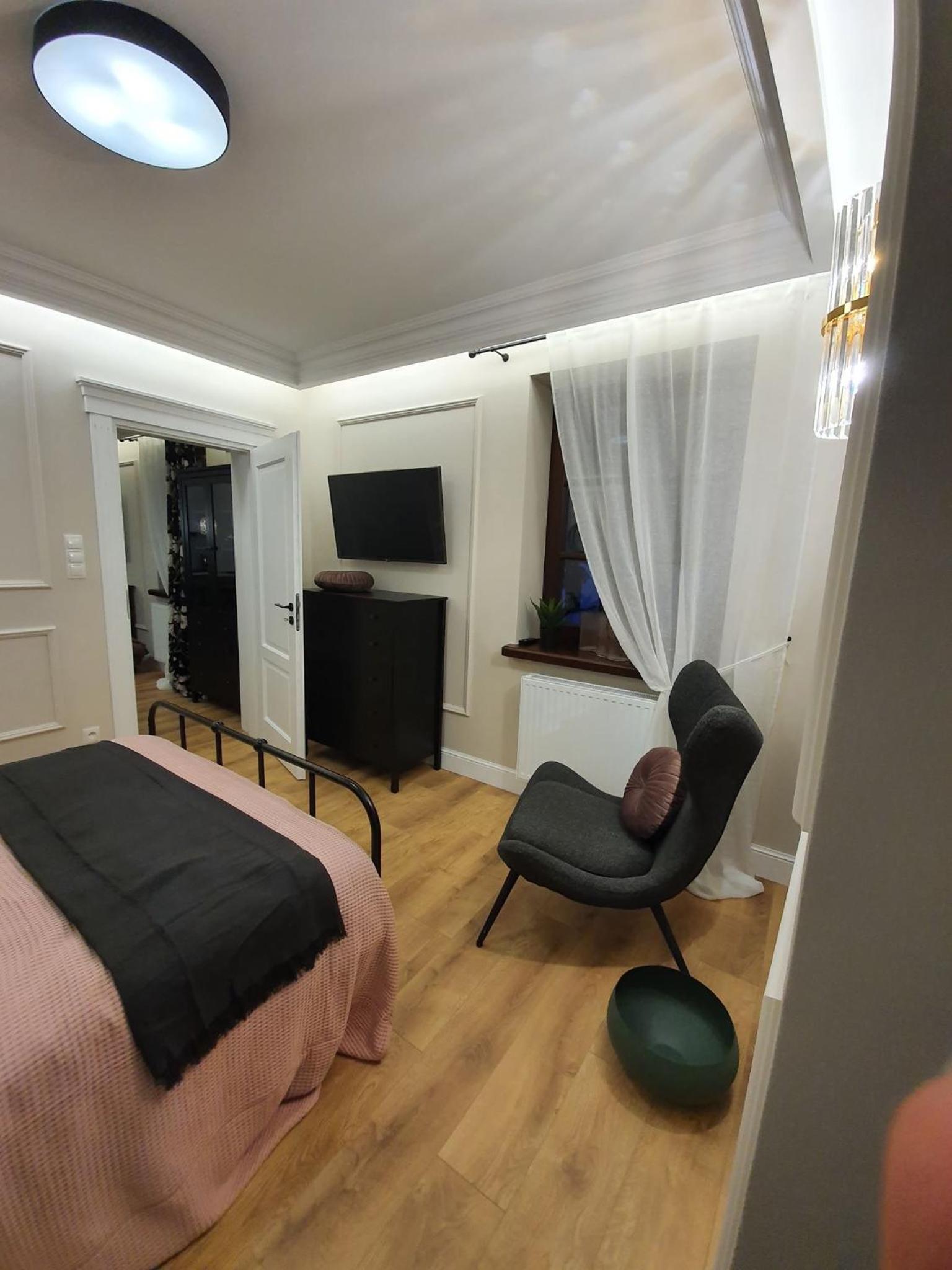 Apartament w sercu Zamojskiej Starówki view 3