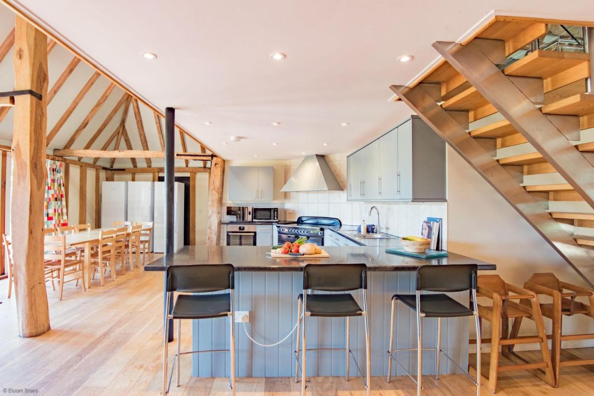 Great Higham Barn Complex by Bloom Stays