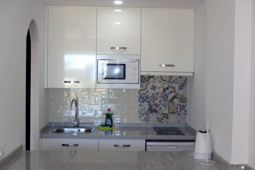 APARTAMENTO PALMERAS nsf25 studio, TORRECILLA, NERJA view 3