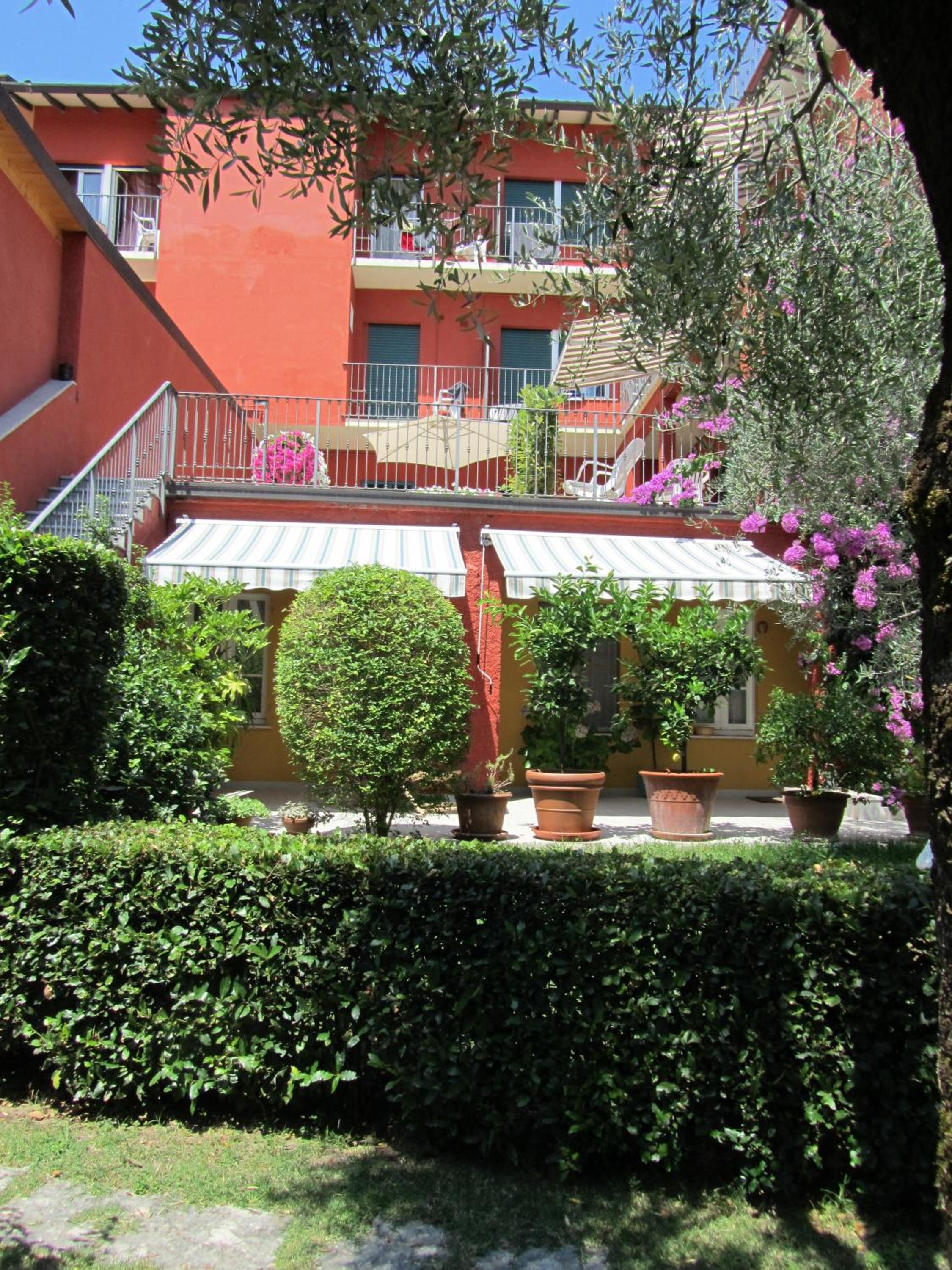 Photo 17