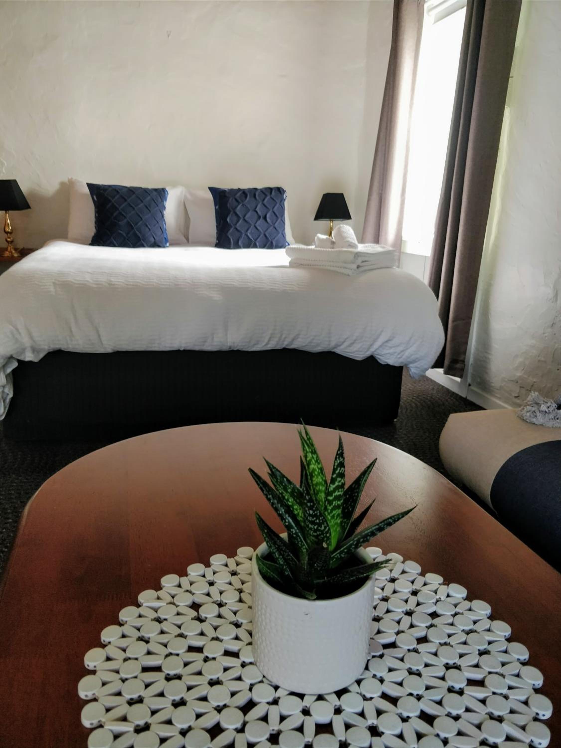 Straw House Farm - STANTHORPE