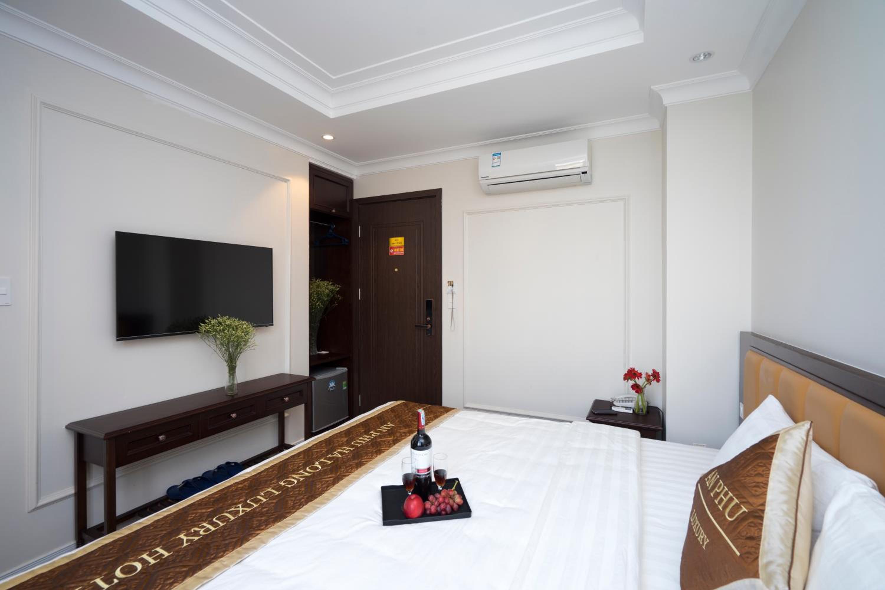 An Phu Ha Long Villa — photo 17