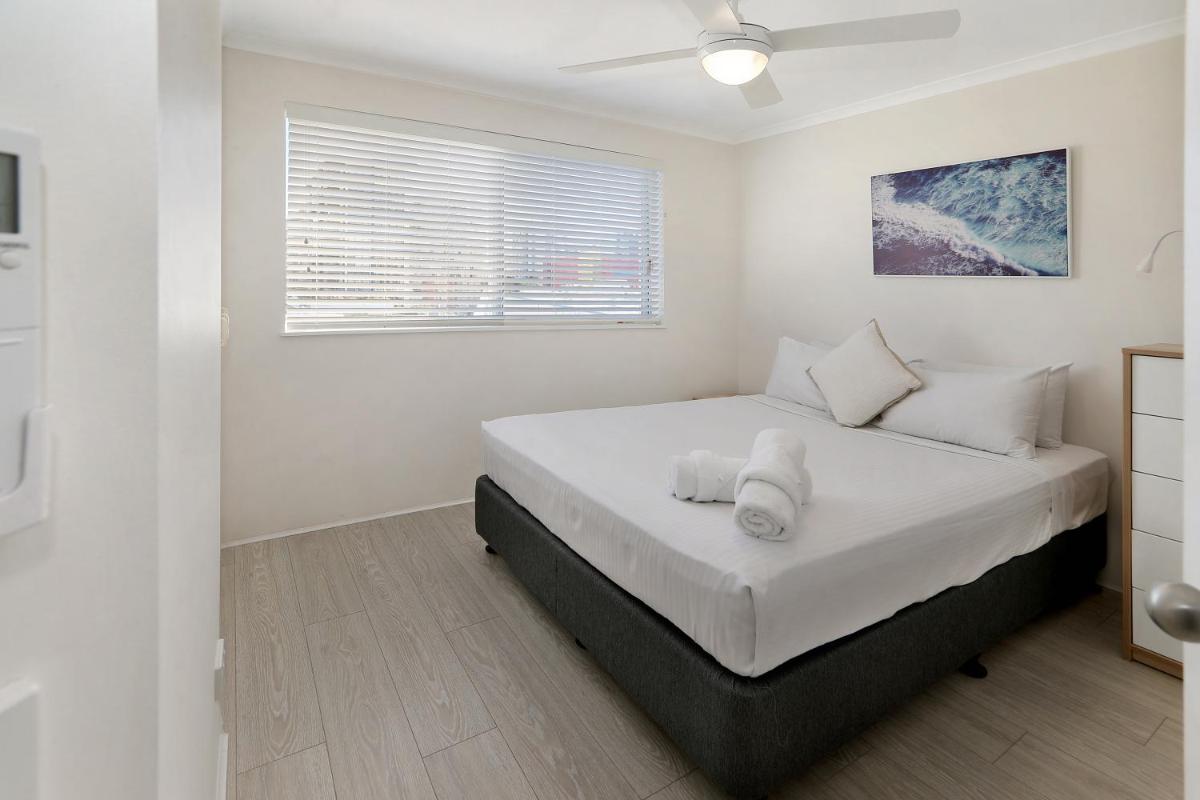 MAINSAIL8- MOOLOOLABA BEACH view 3