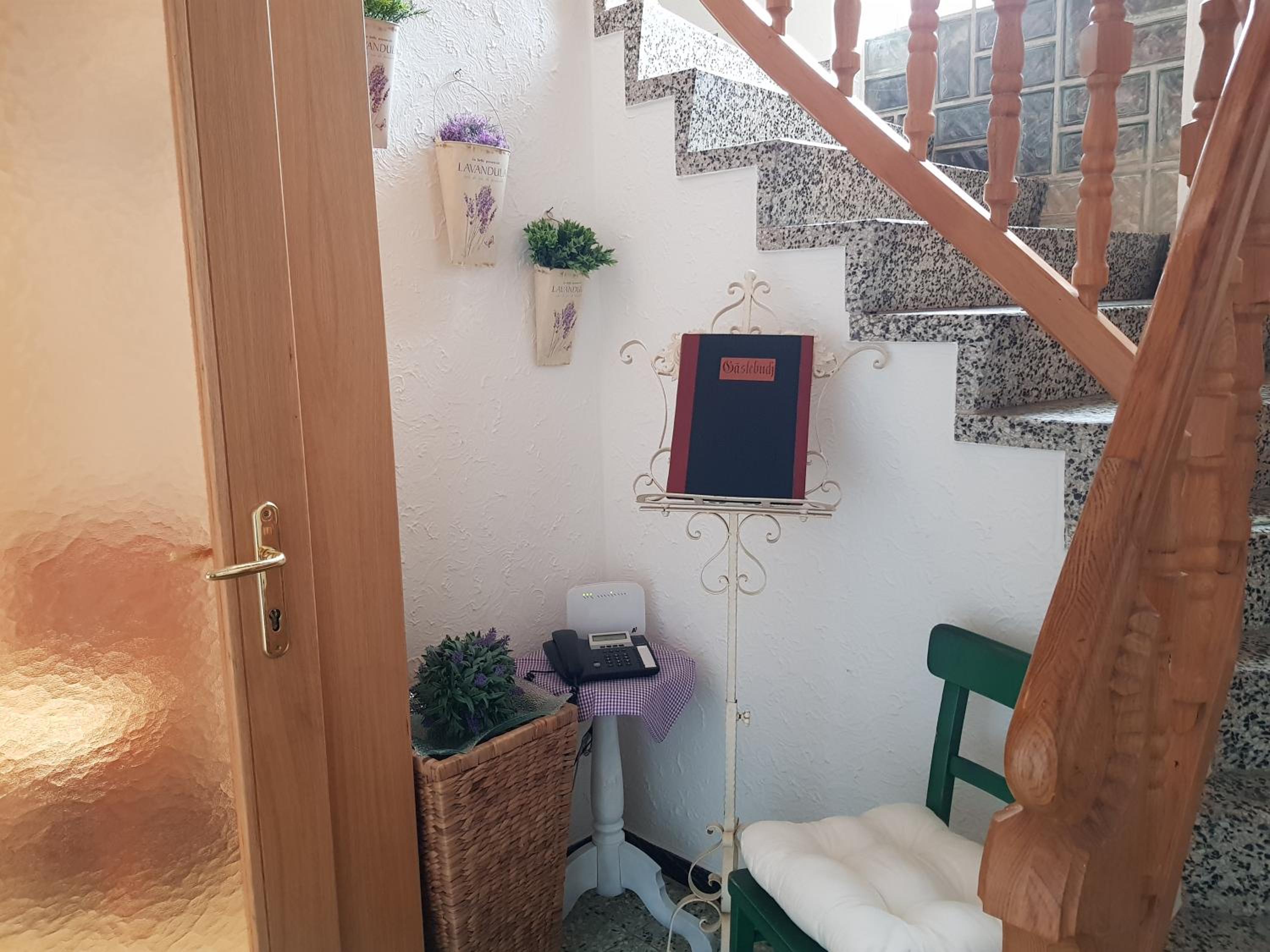 Photo 29