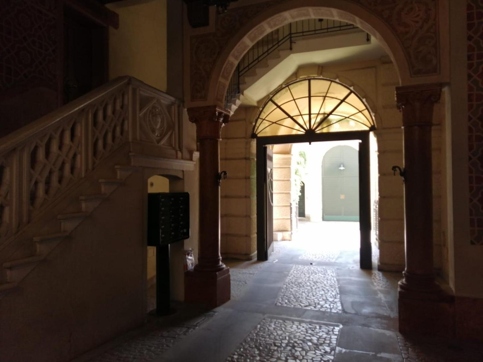 Palazzo Rinascimentale con affreschi photo 2