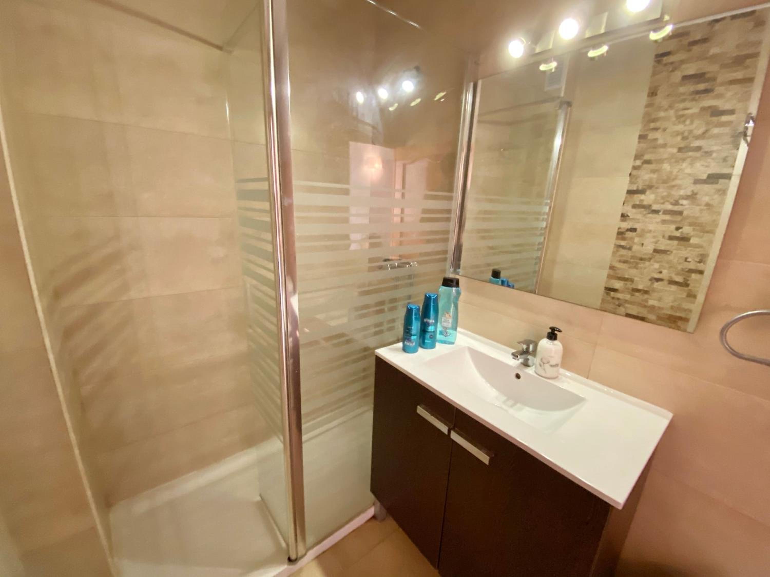Nereo 7 Primera Linea de Playa San Juan Piscina, Parking wifi Inmobiliaria Leo view 5