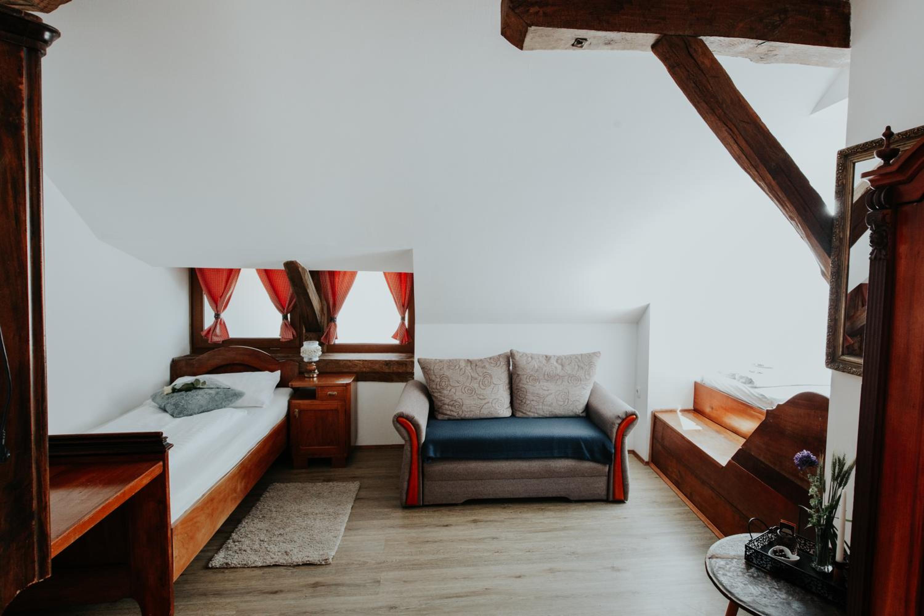 RANČ JUREŠ - Relaxing Countryside Escape