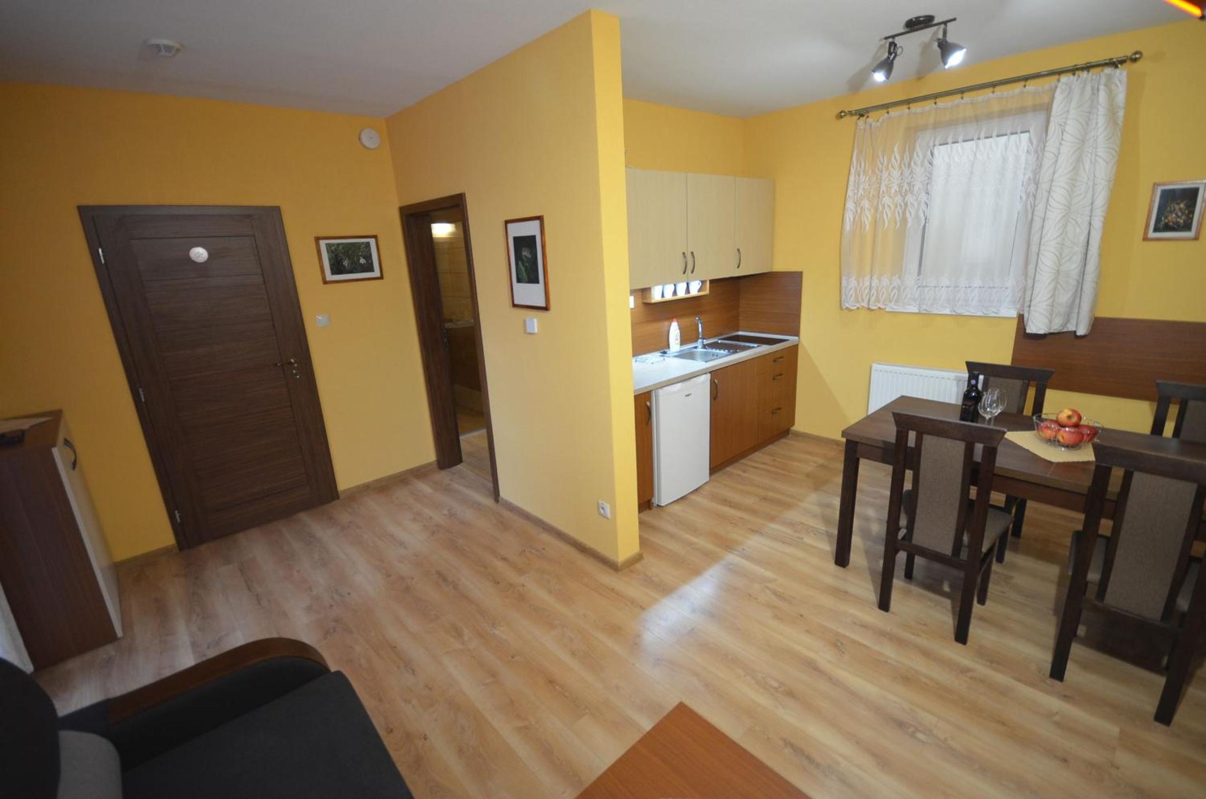 Apartmány Best I. Bešeňová view 2