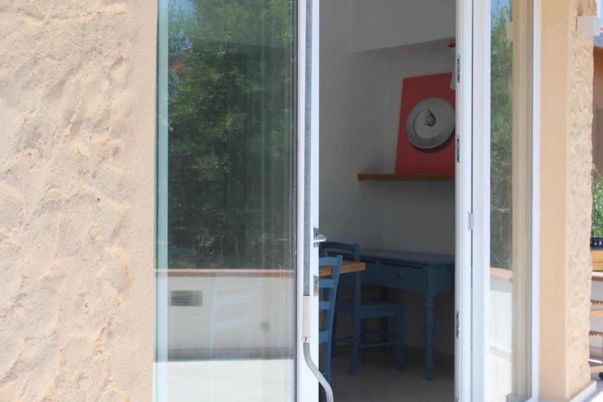 Photo 42