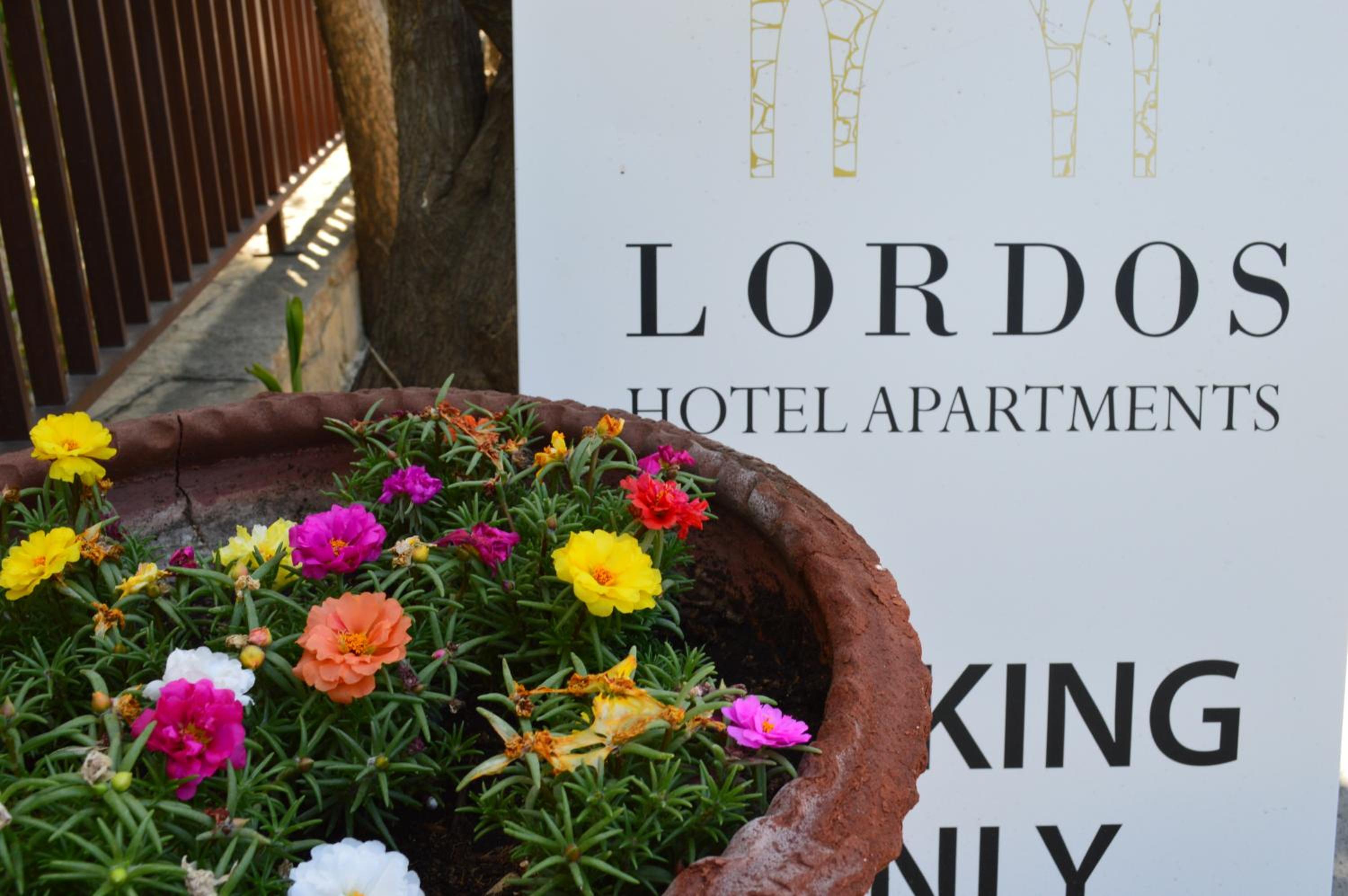 Hotel Lordos Hotel Apartments Nicosia - Image 1