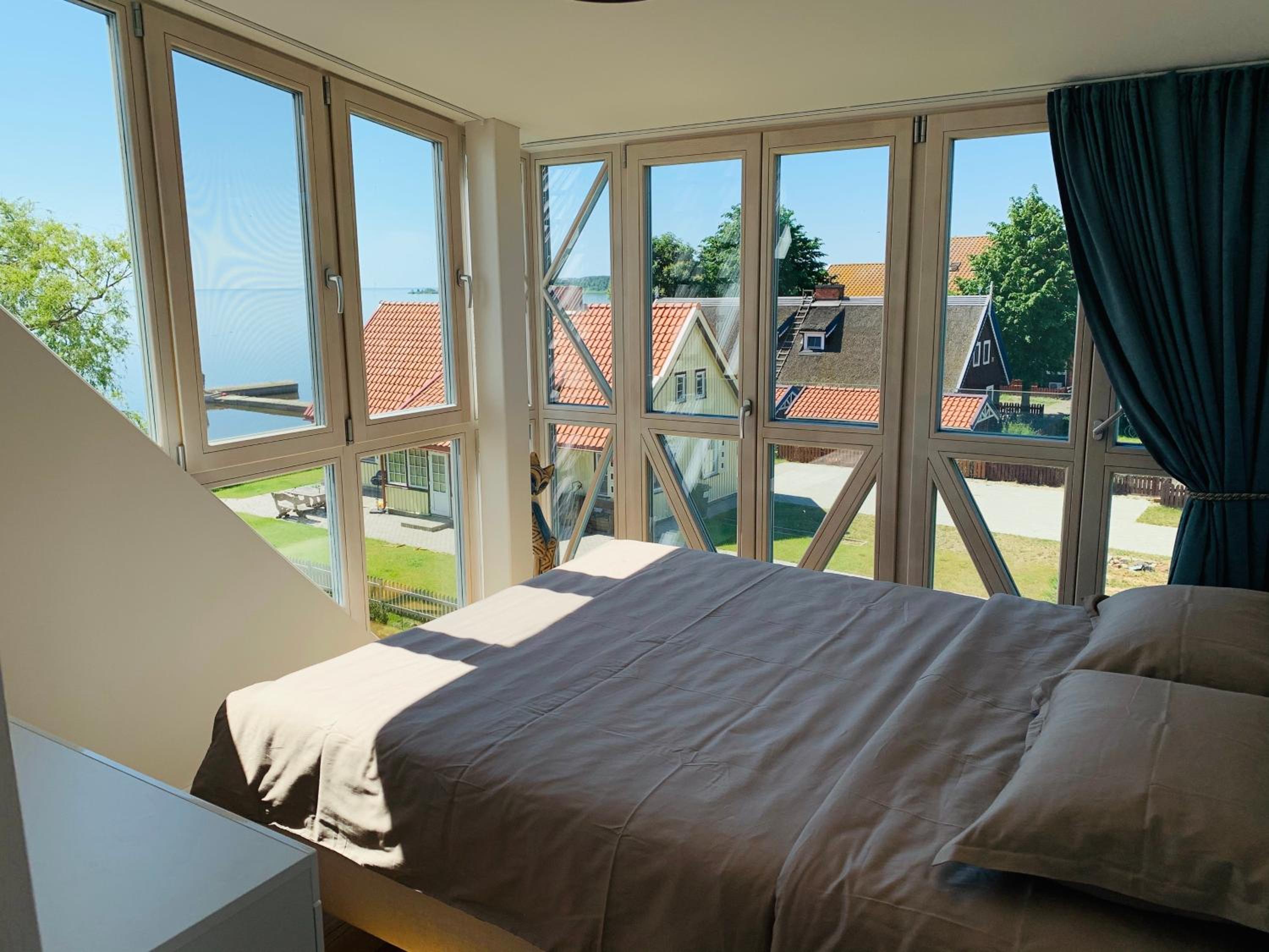 Lagoon Attic Apartment Pervalka view 2