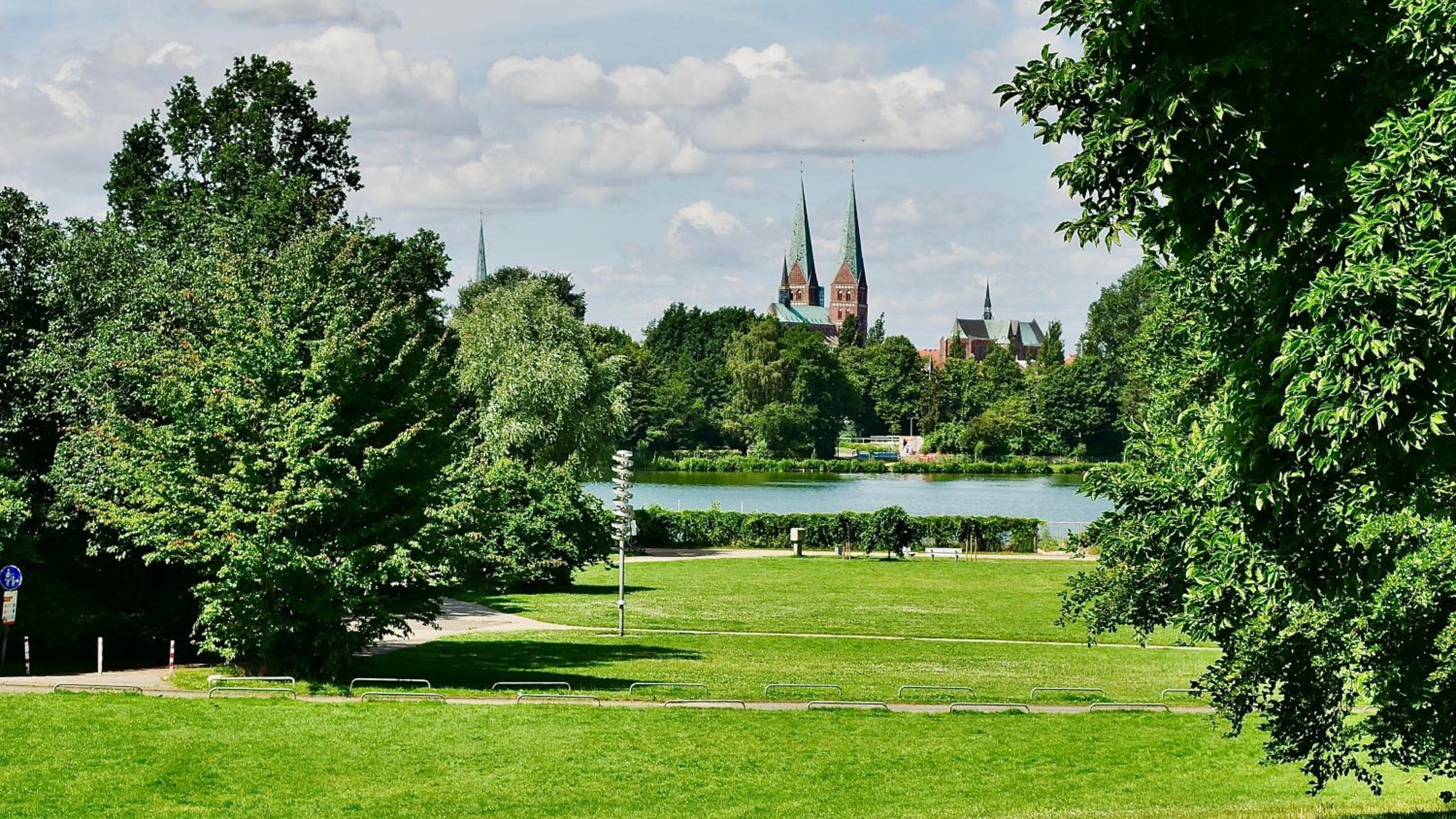 Haus Schönkamp, ganzes Ferienhaus mit Garten & Parkplatz