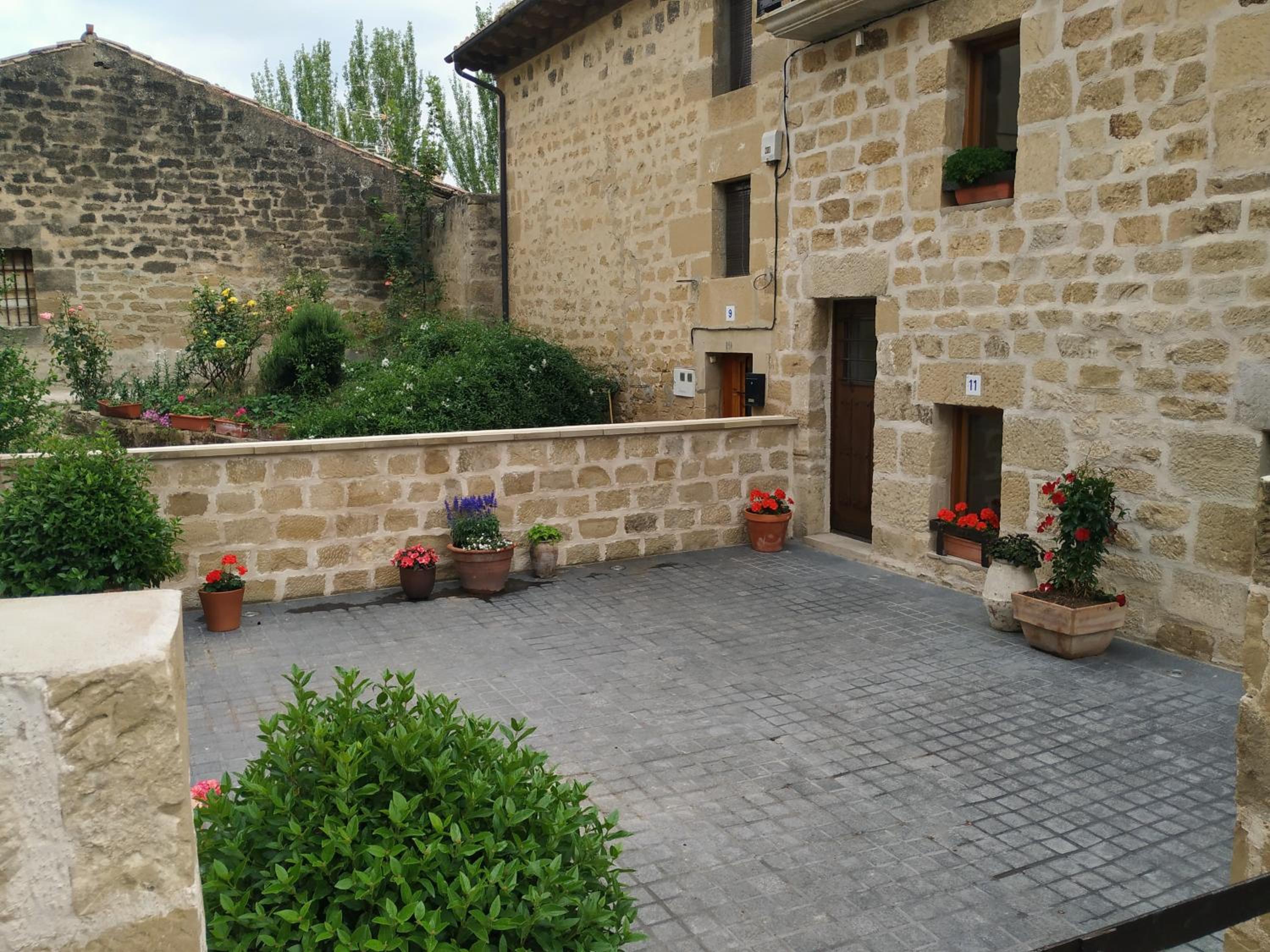 Photo 18