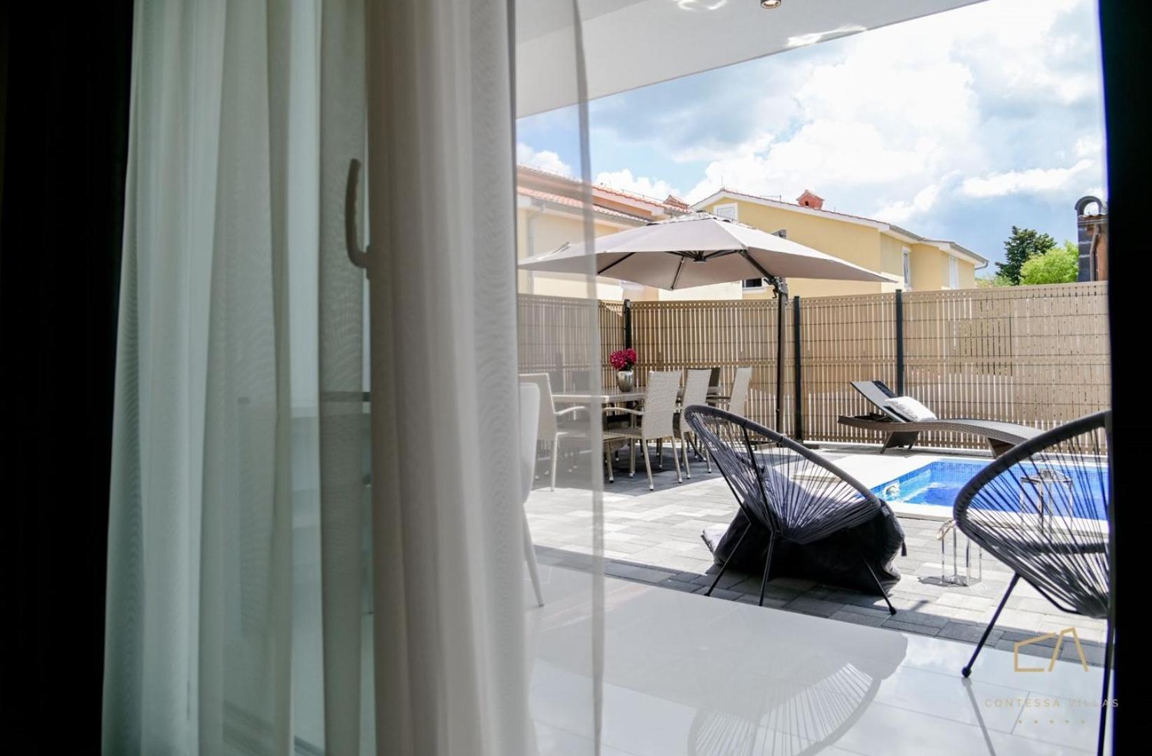 Luxury Villa MetraMaris1 view 4