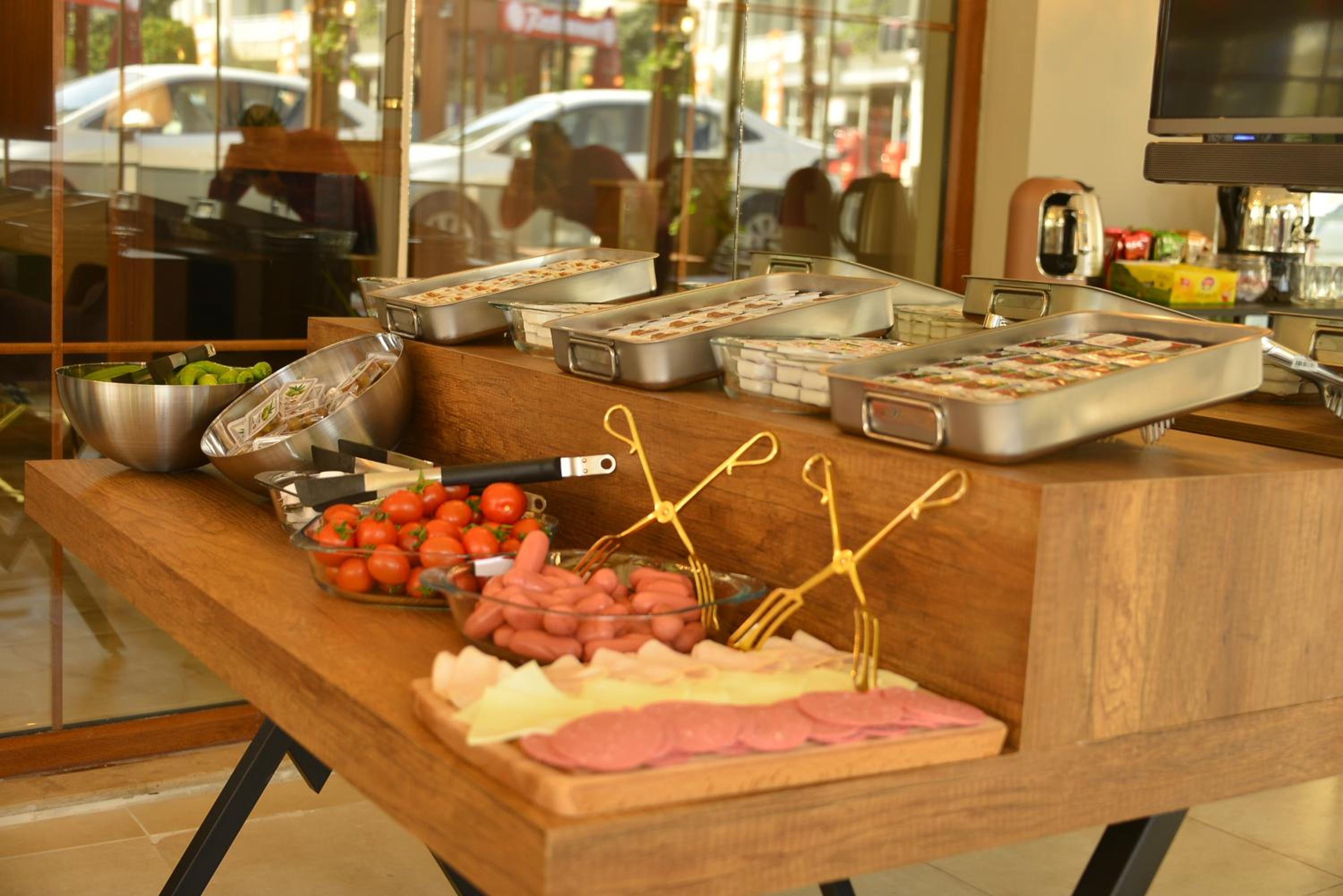 Pure Diamond Otel - Image 8