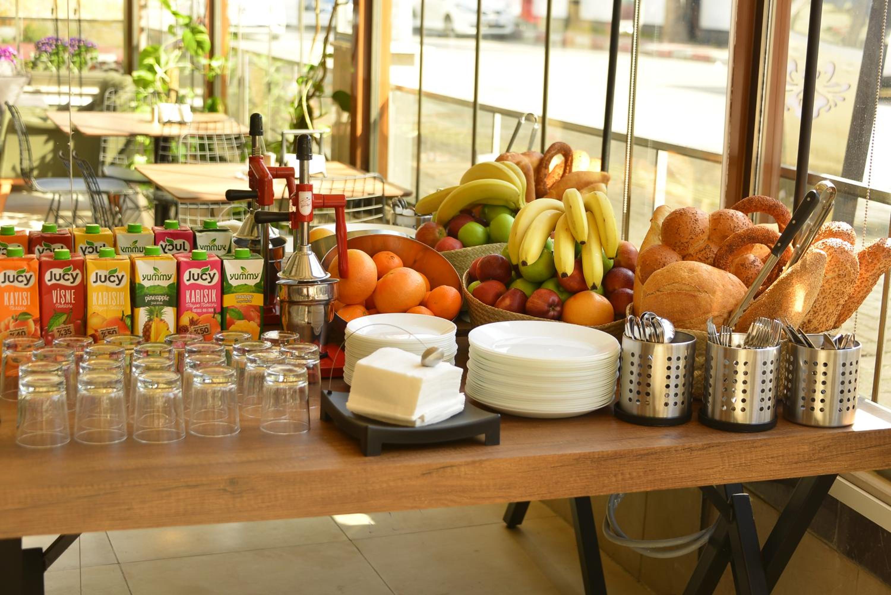 Pure Diamond Otel - Image 13