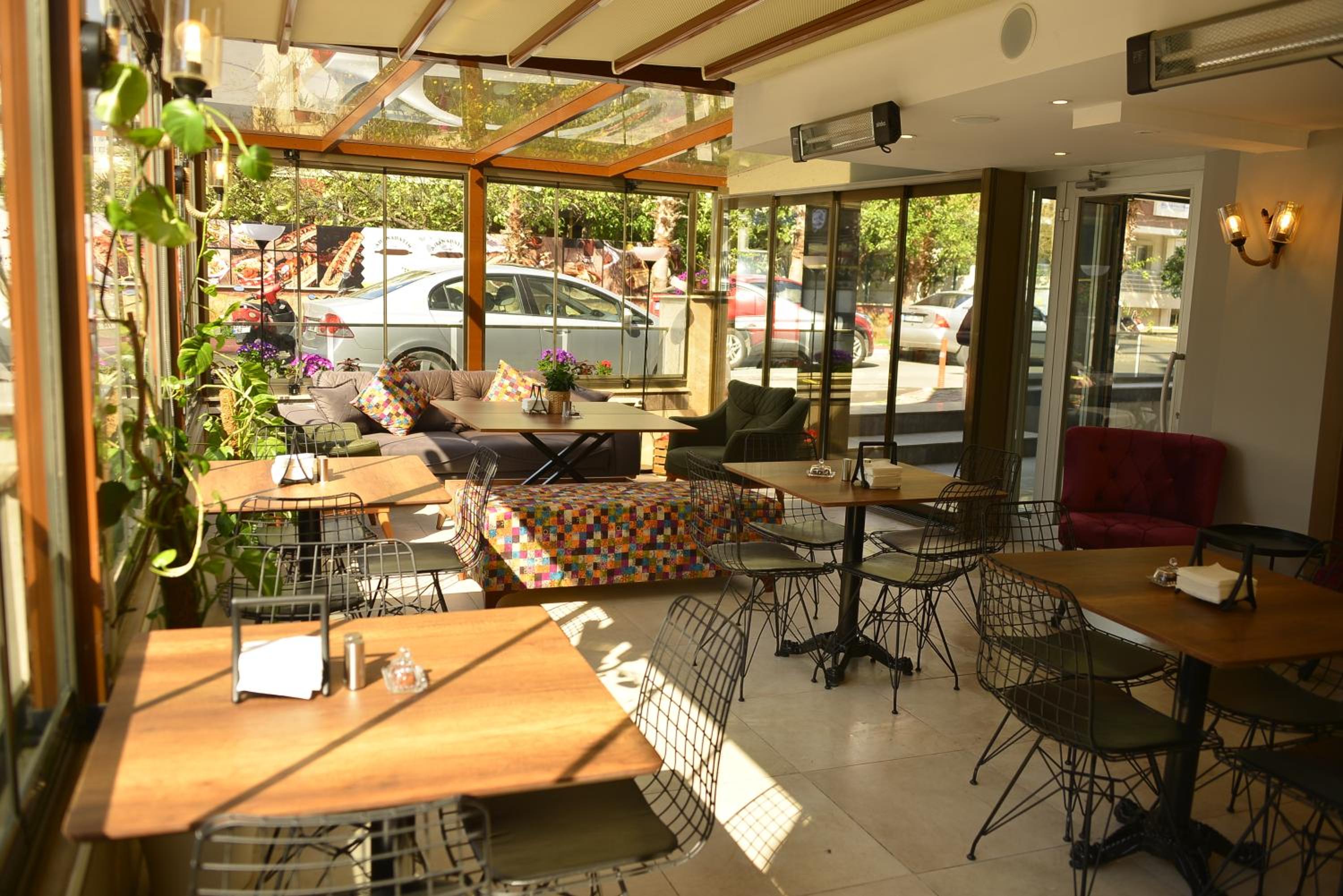 Pure Diamond Otel - Image 15