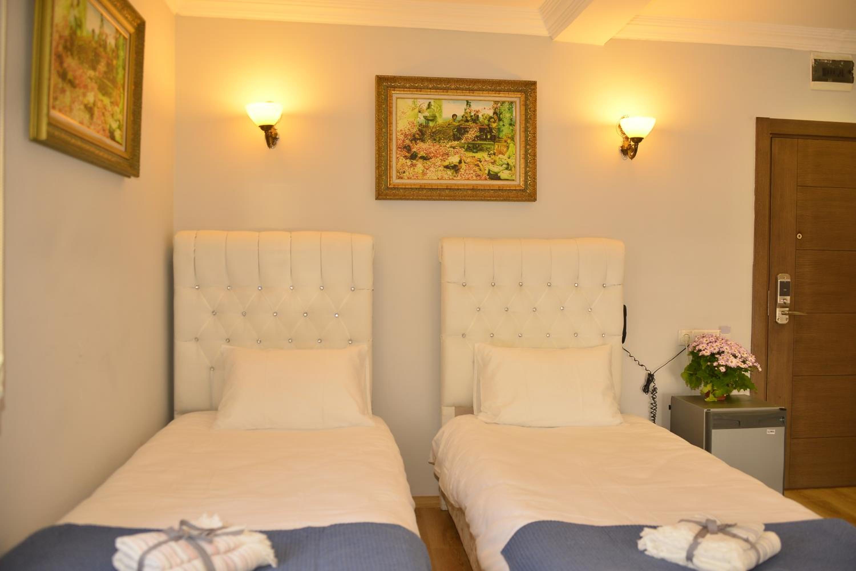 Pure Diamond Otel - Image 23