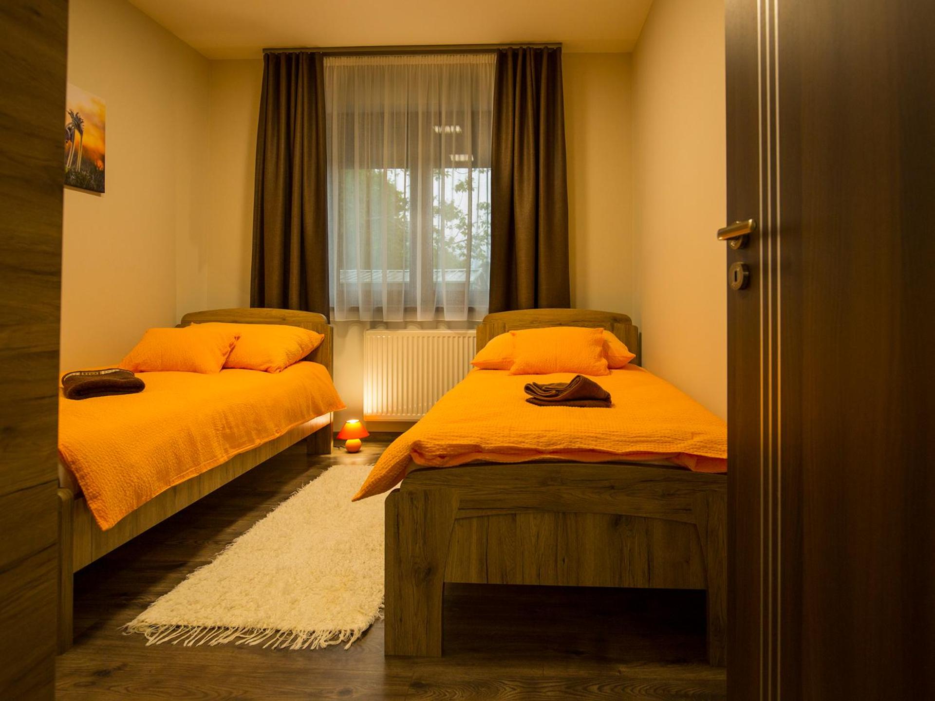 Bodzaház Apartman view 4