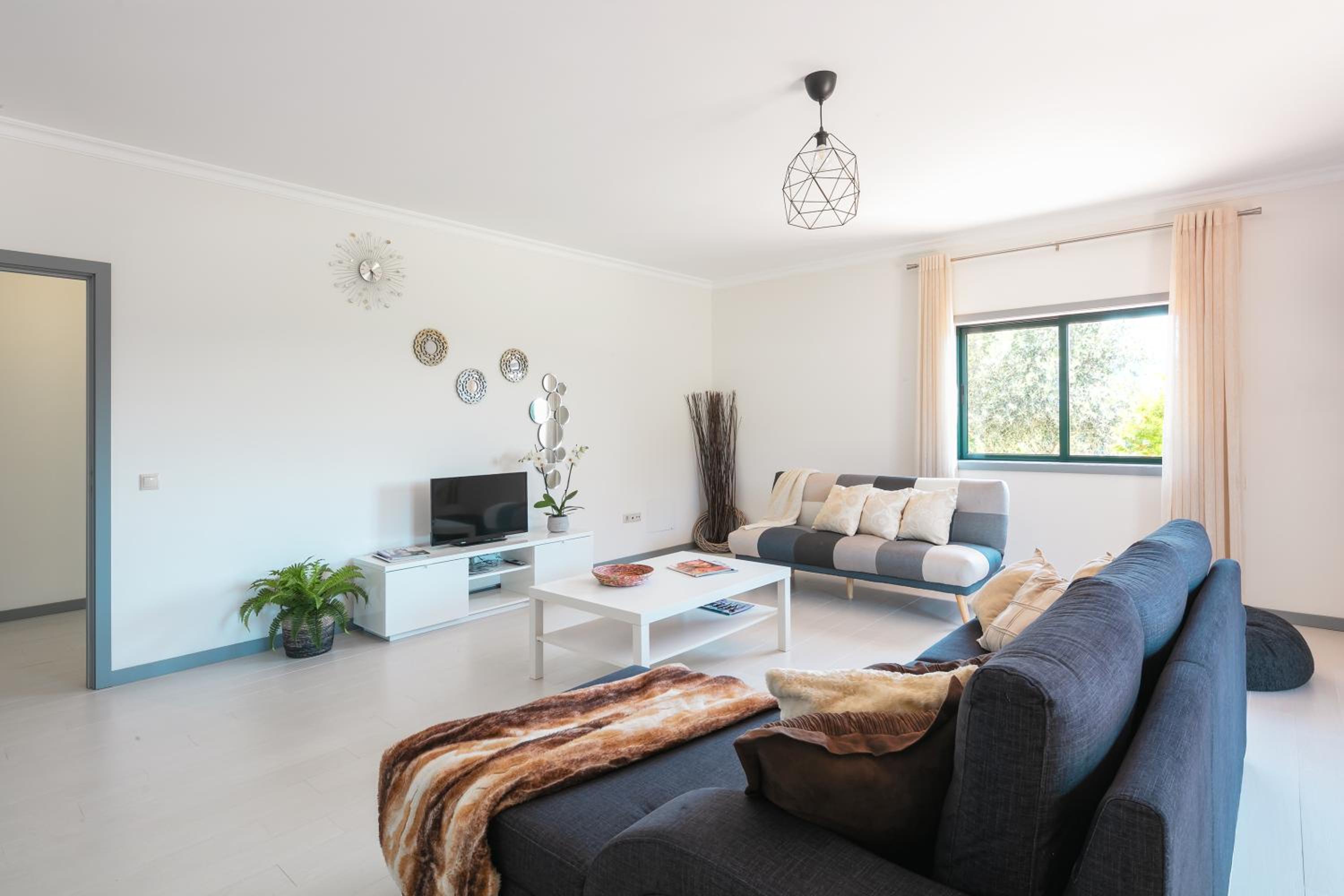 Stunning 3-bed-2-bath villa over Douro River;Porto city - WIFI-sleep 6-10 view 3