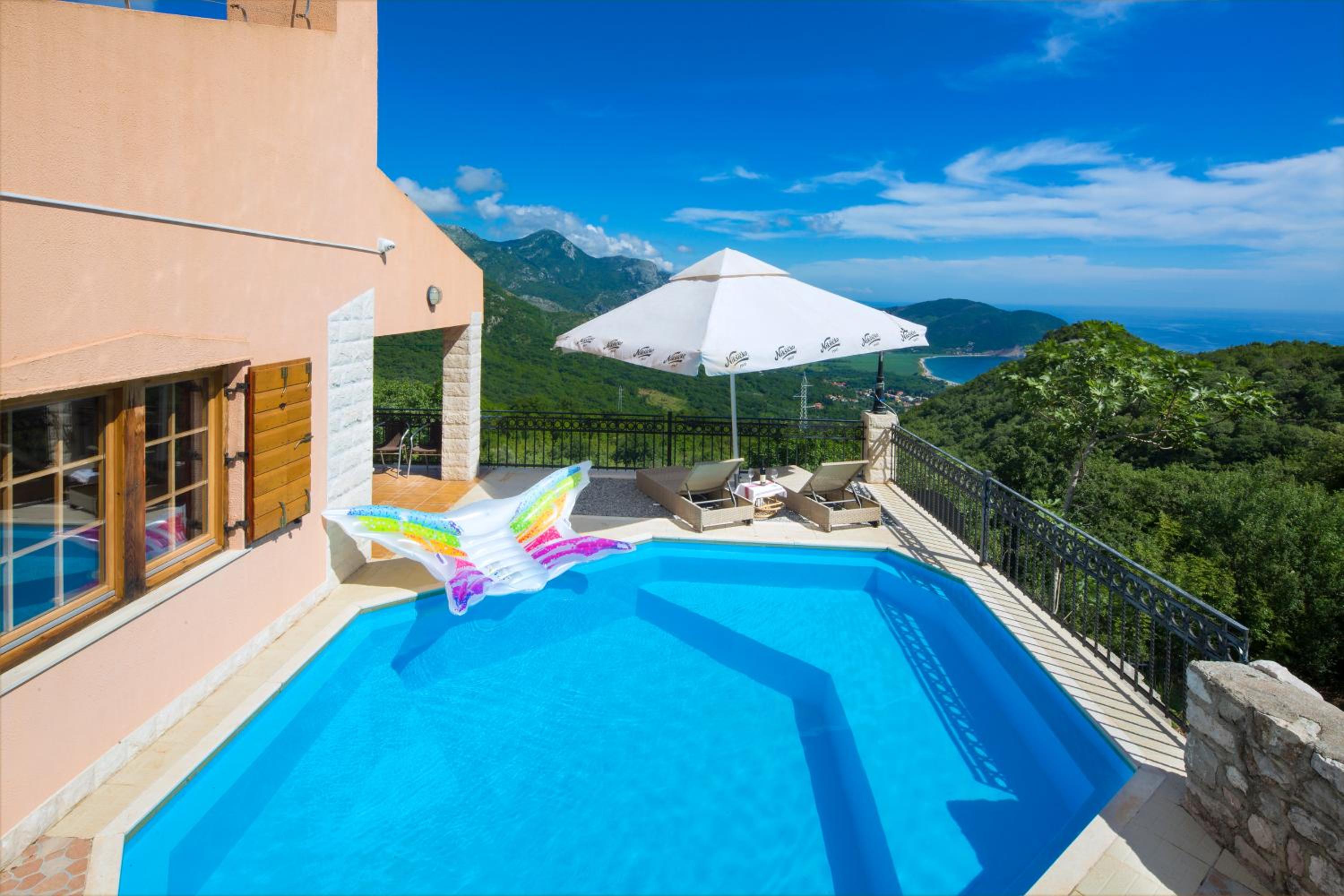 Villa Robinson view 2