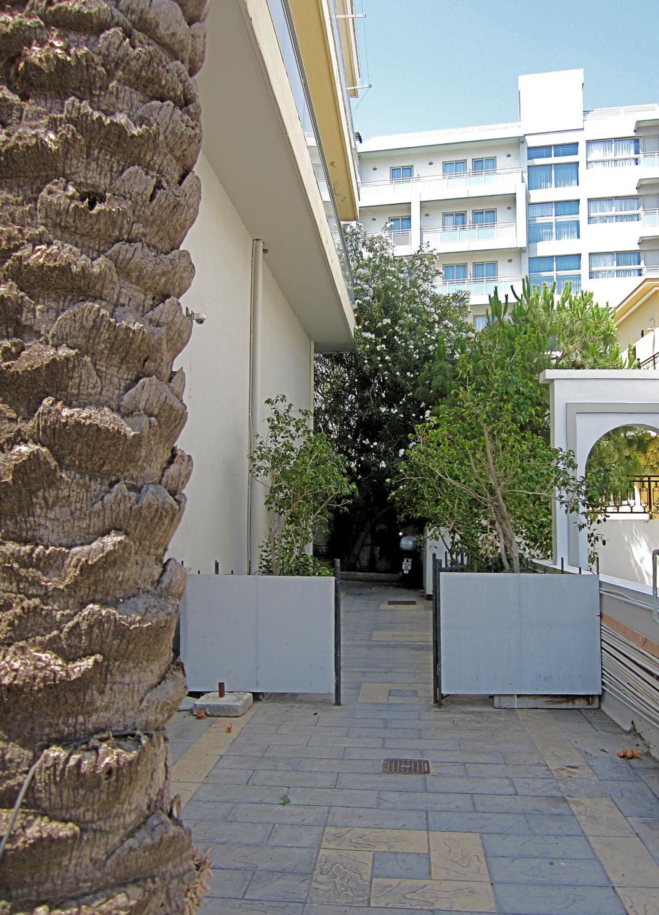 CostaMare BoutiqueApart-where luxury meets comfort view 5