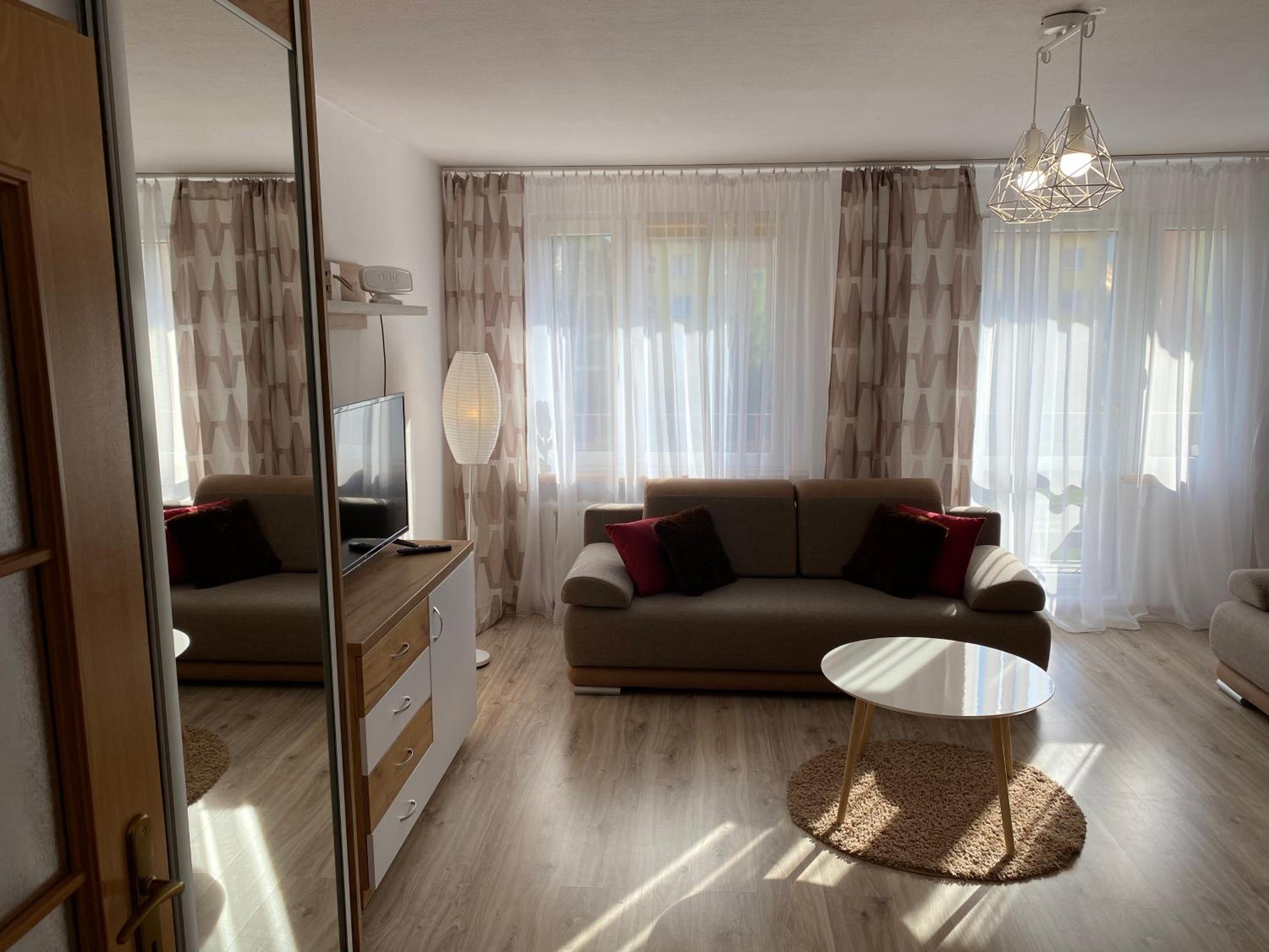 APARTAMENT MARTYNKA view 5