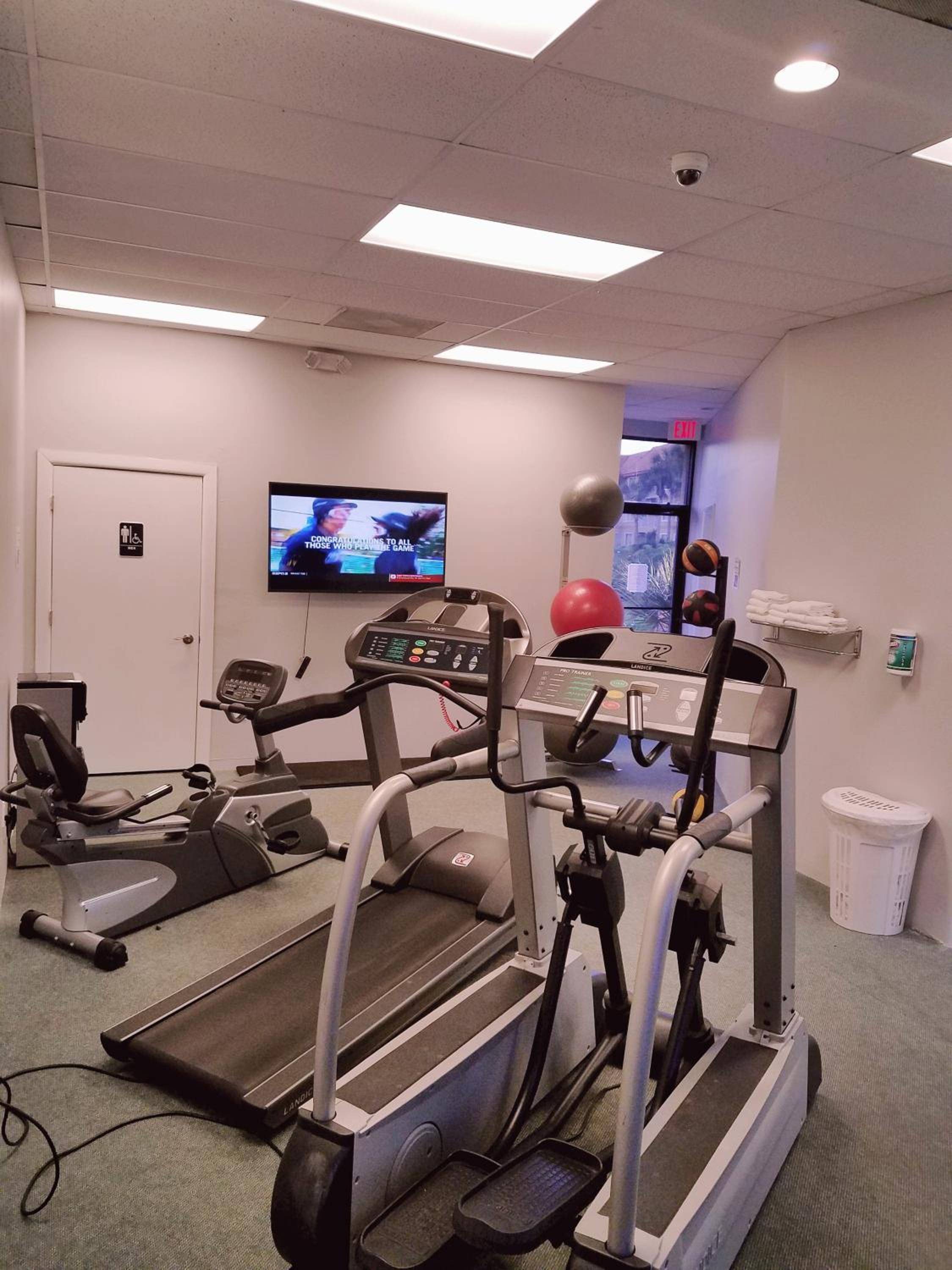 Parc Corniche Condominium Suites — photo 5