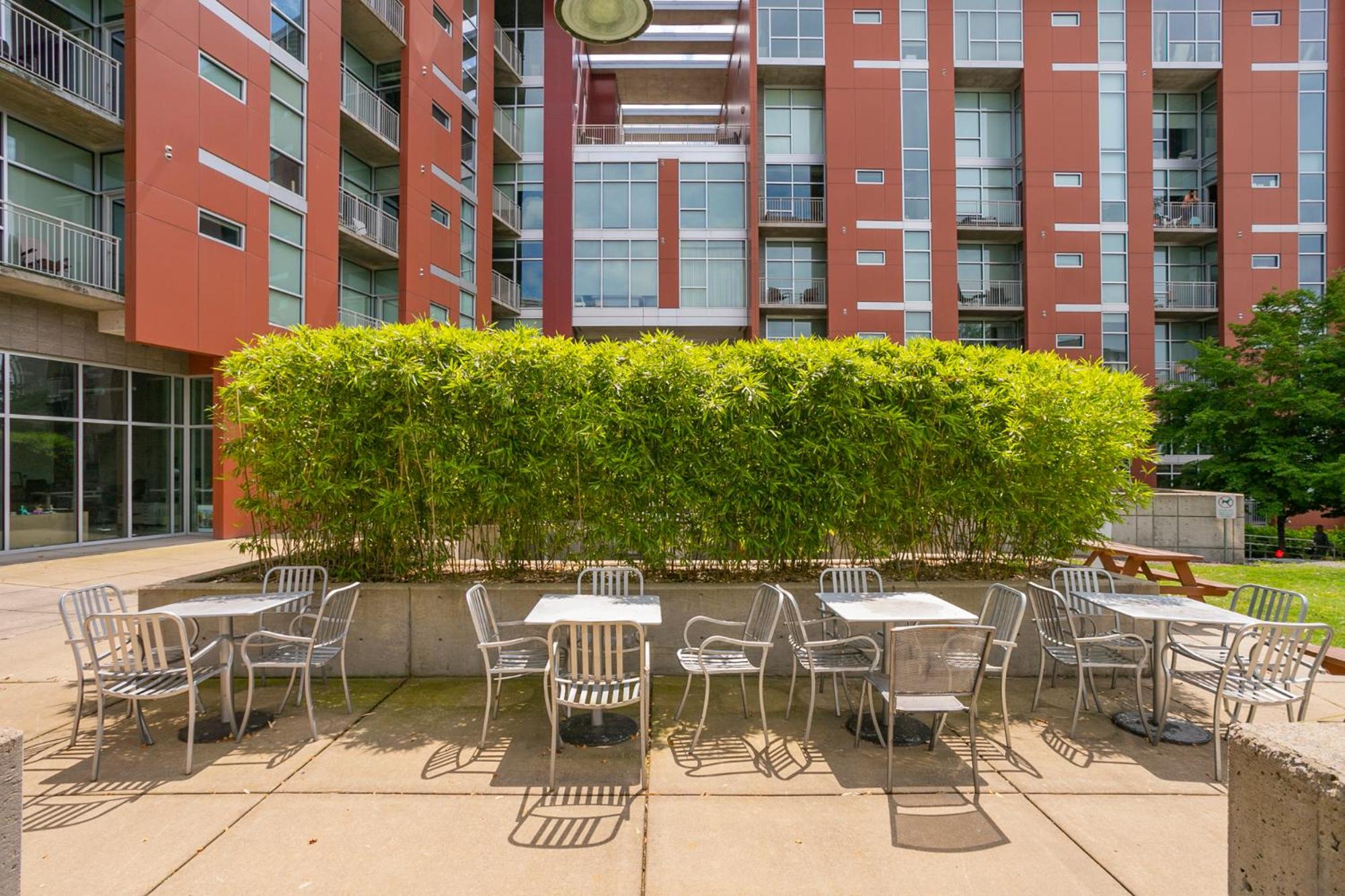 Unfurnished Condo Amazing Layout w Balcony & Storage 30 day minimum view 5
