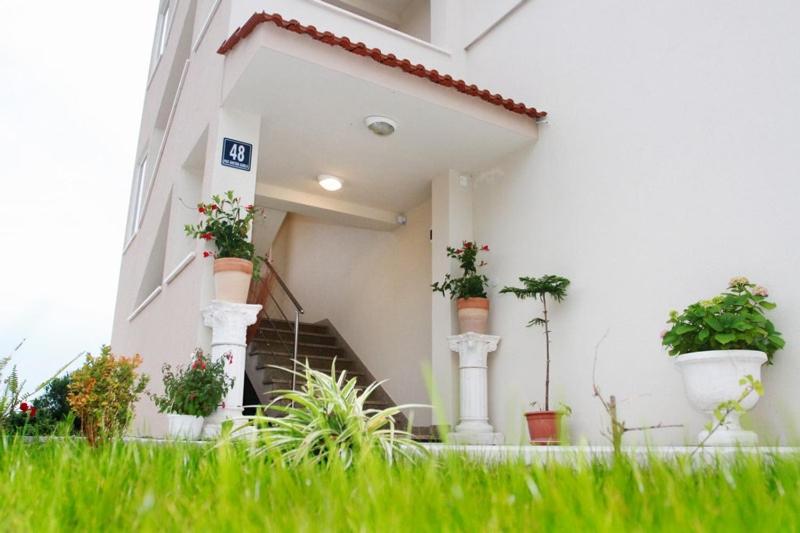 Hotel Holiday Home Villa Di - Image 1