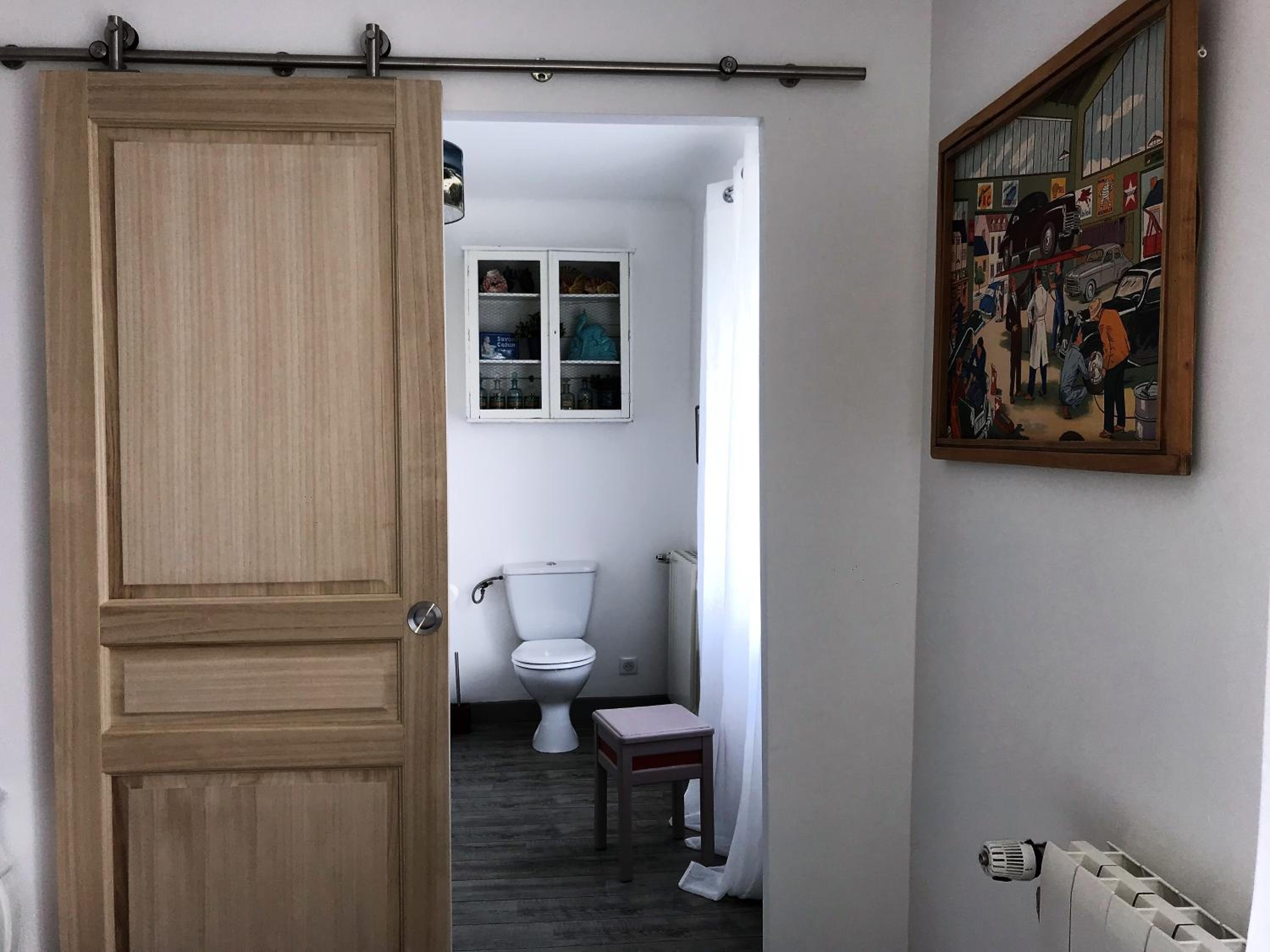 Orange Vacations - Chambres d'Hotes et Gites Le Mas Mellou - Property Image 1
