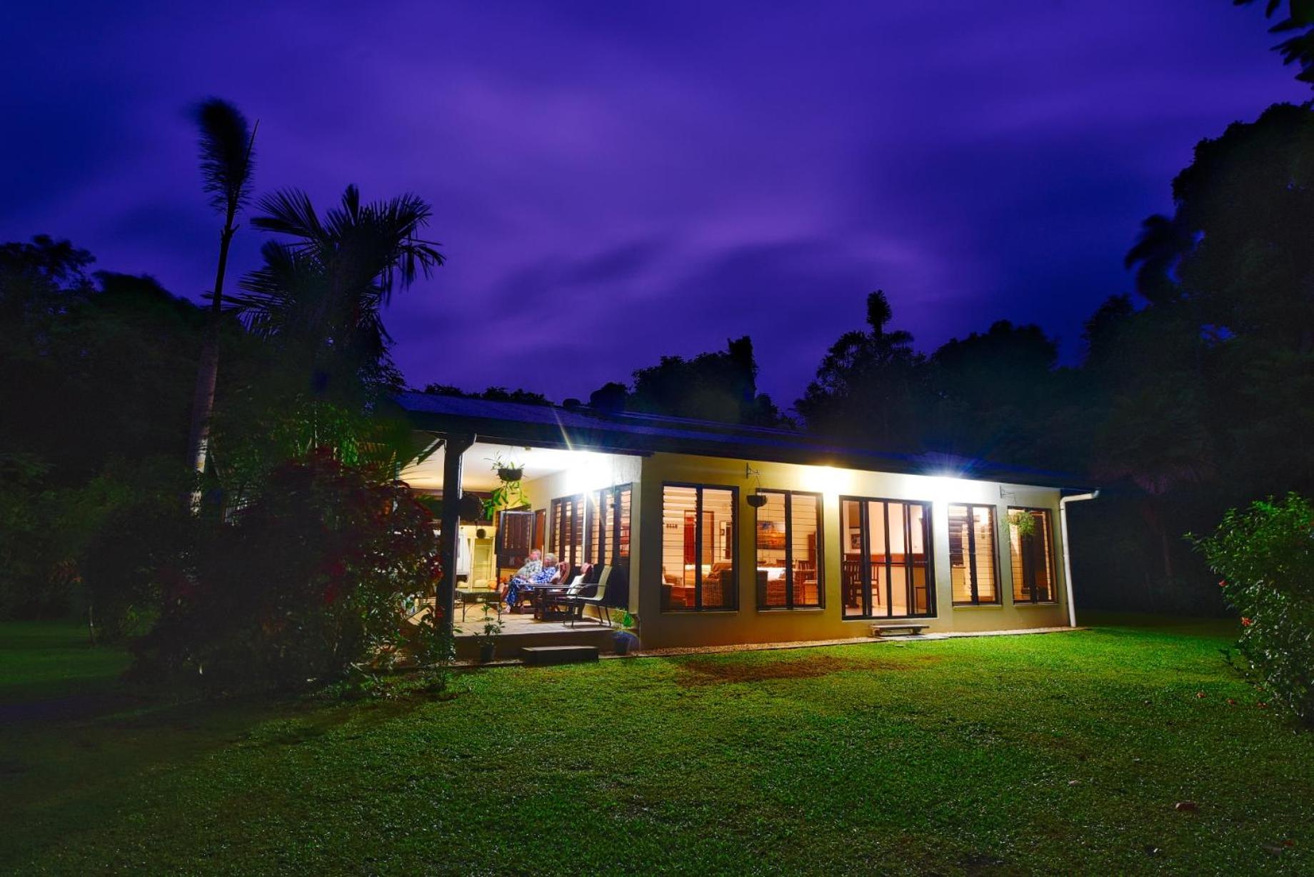 Thornton Beach Bungalows Daintree