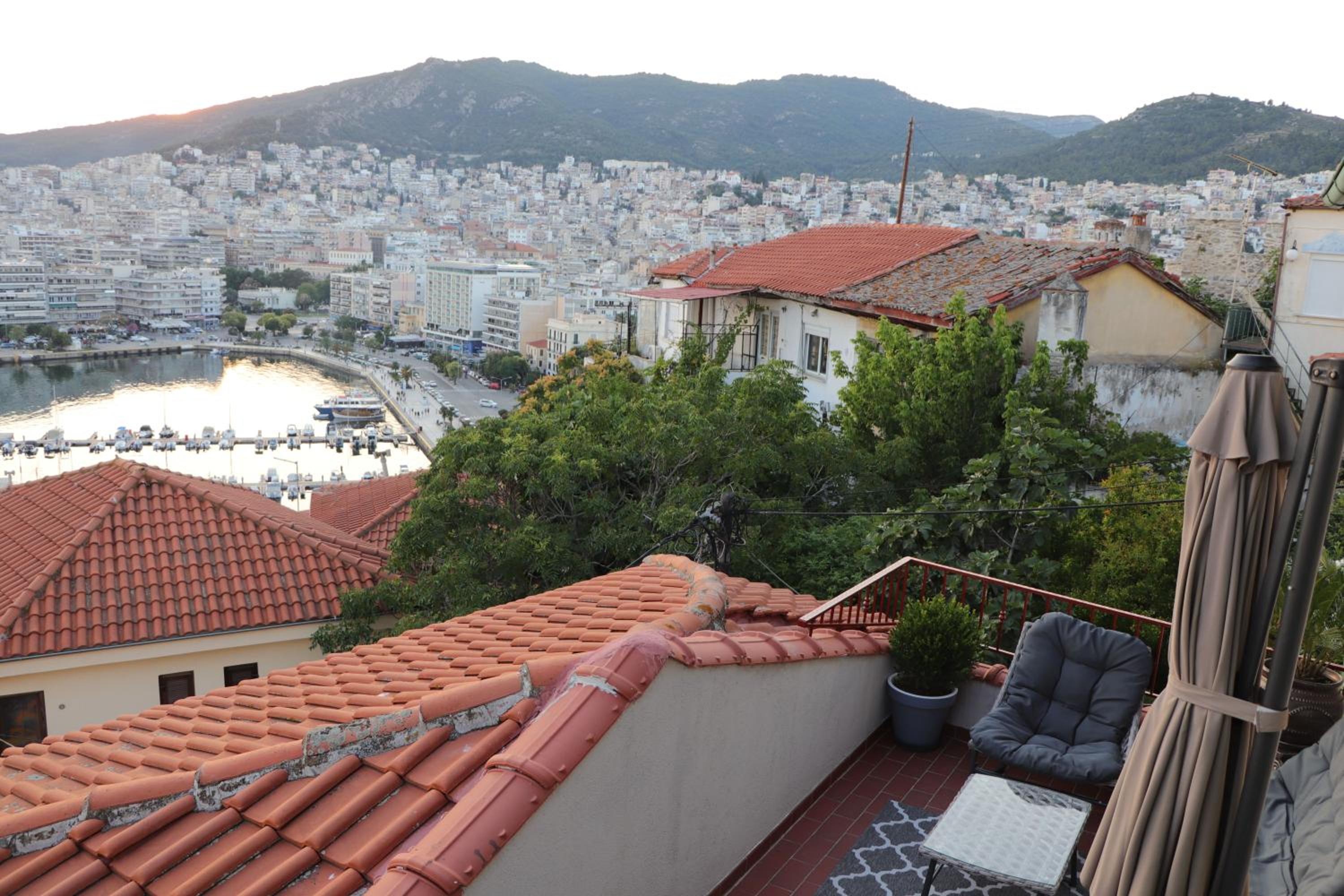 Theothea Suites