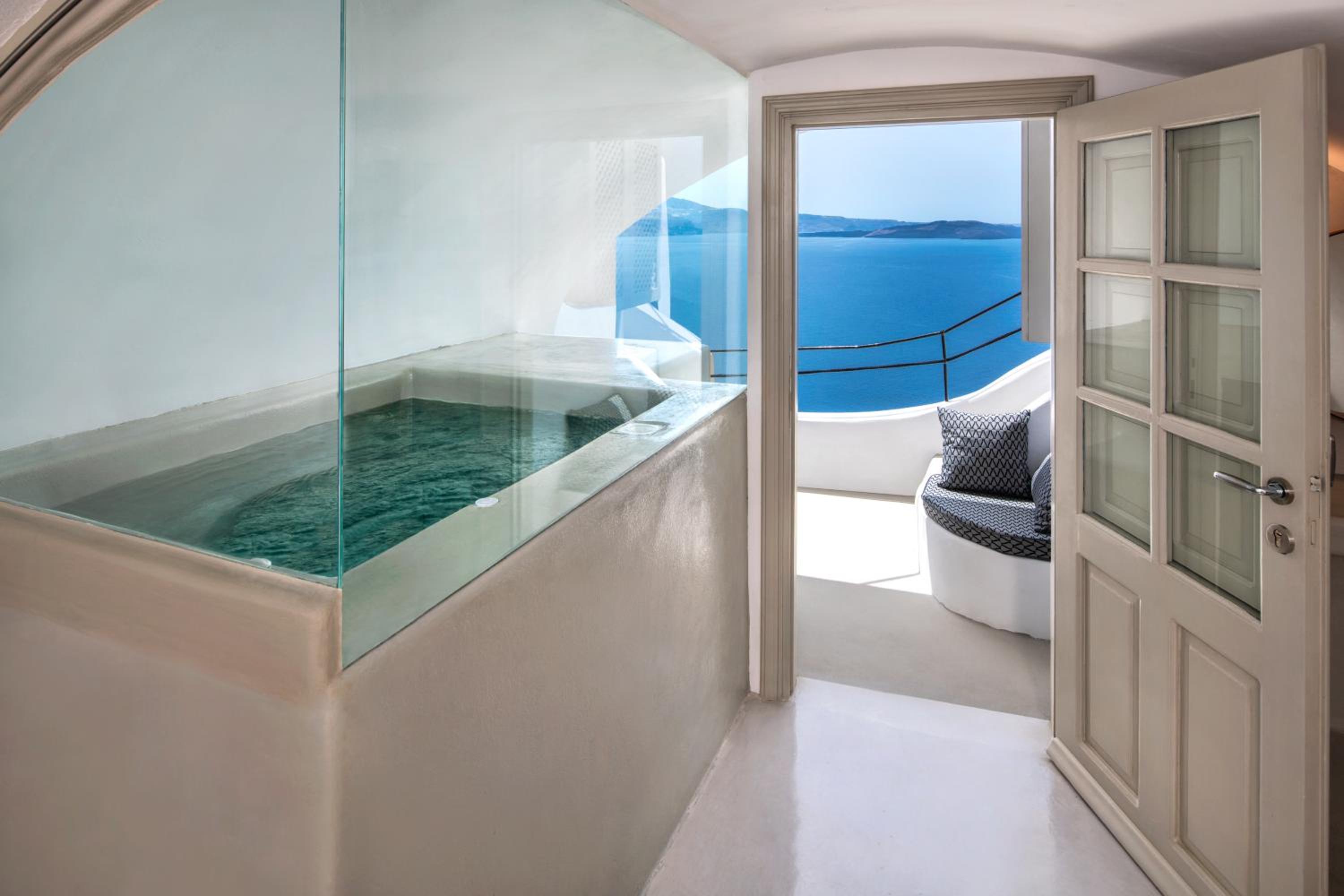 Oia Vacations - Kaleidoscope Oia Suites - Property Image 5