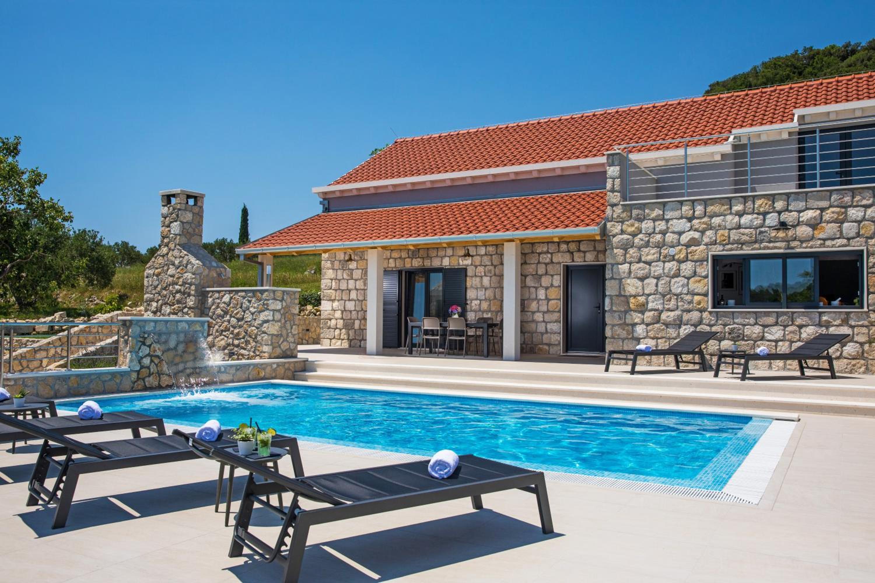 Villa Madrevita Exclusive view 5