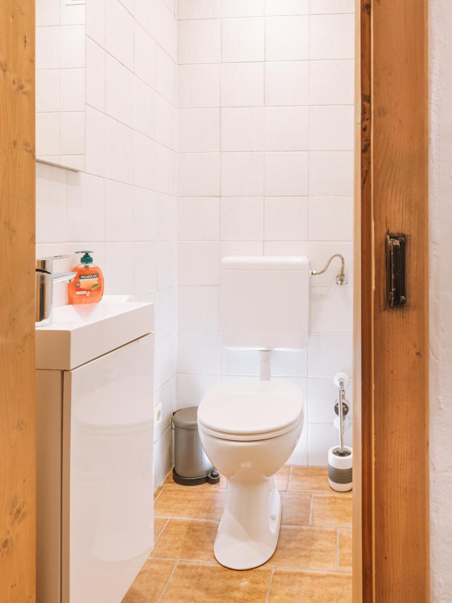 Wilky's Garden en Kaprun — bathroom