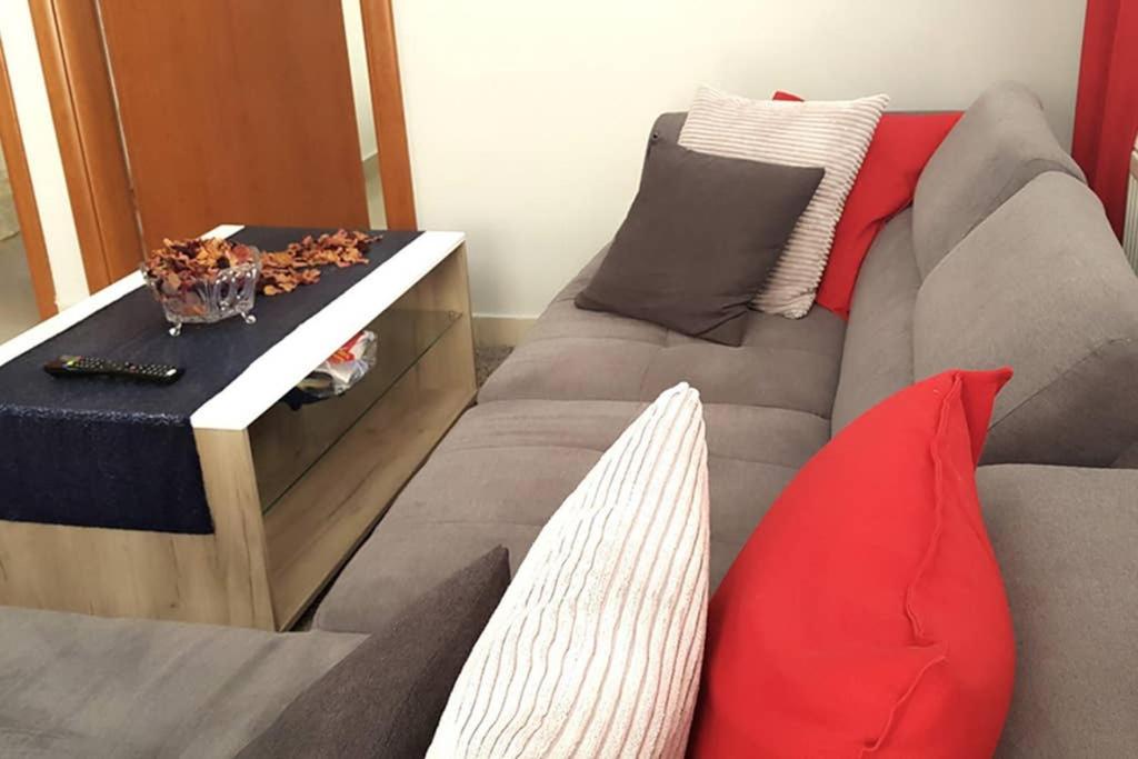 Renovated lovely apartment near airport & sea view 5