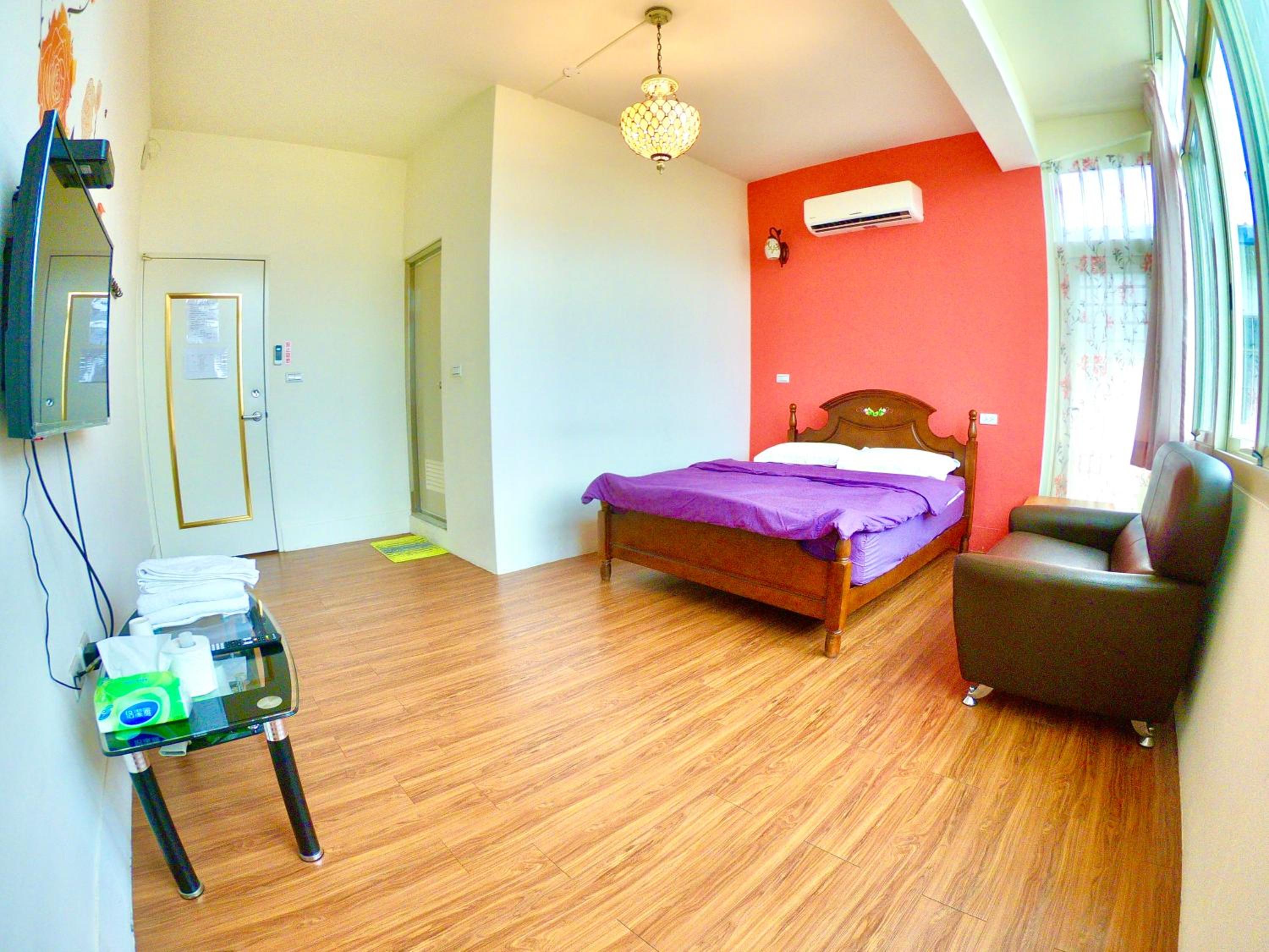 Photo 4