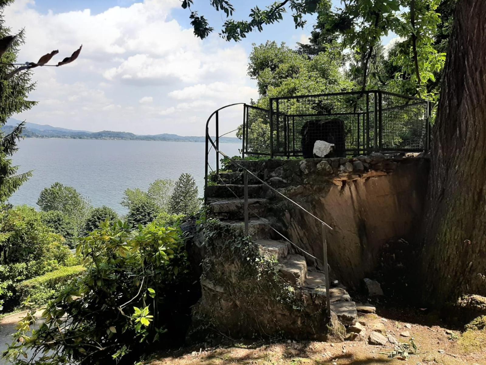 BMP APARTMENT GIOIOSA 1 terrazza vista Lago photo 3