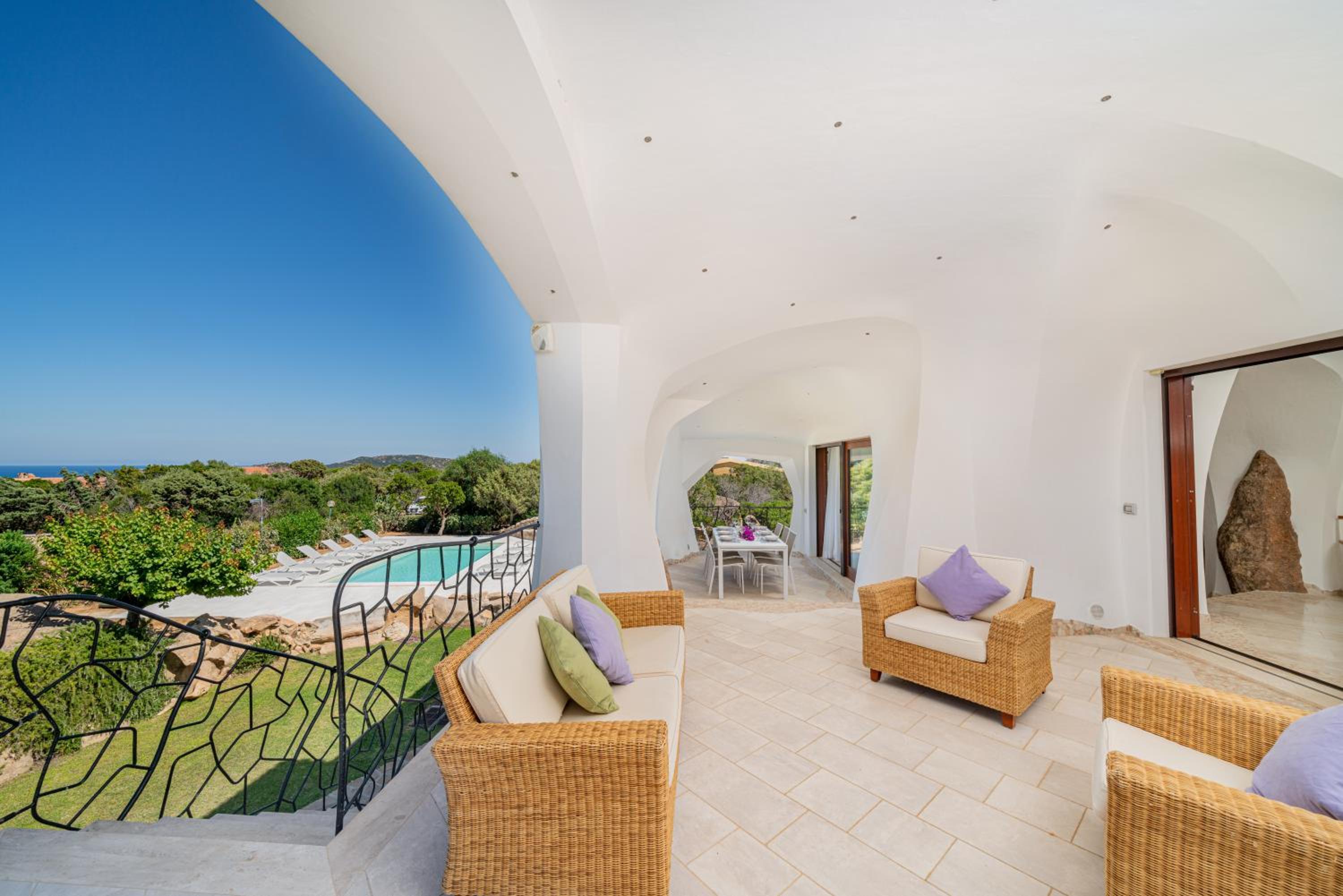 Villa Adele, con piscina a 700 mt dal mare view 2