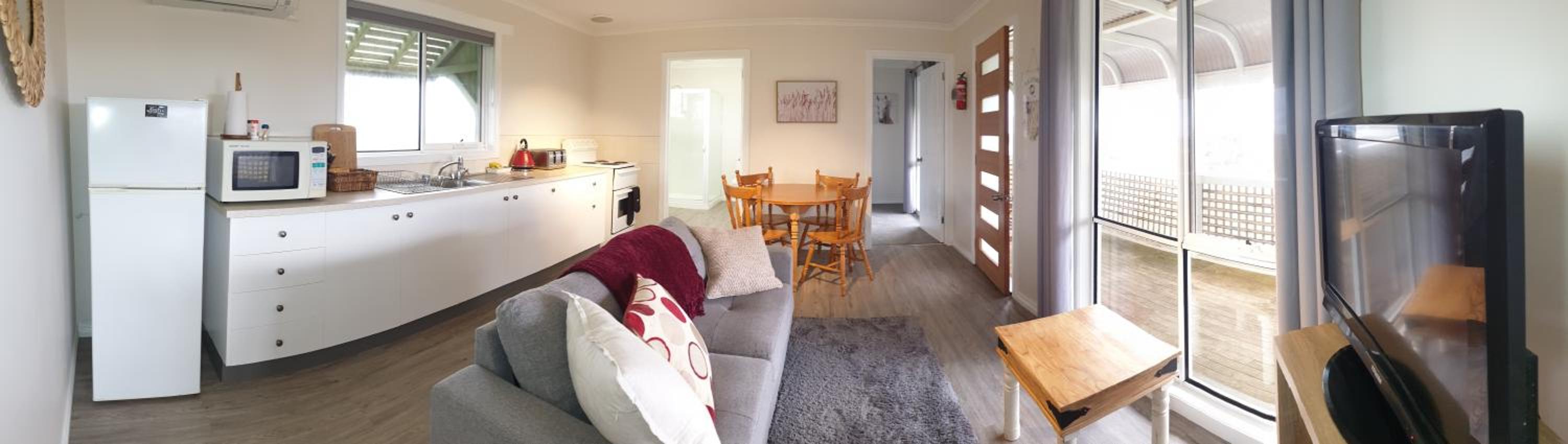 High View Family Cottages