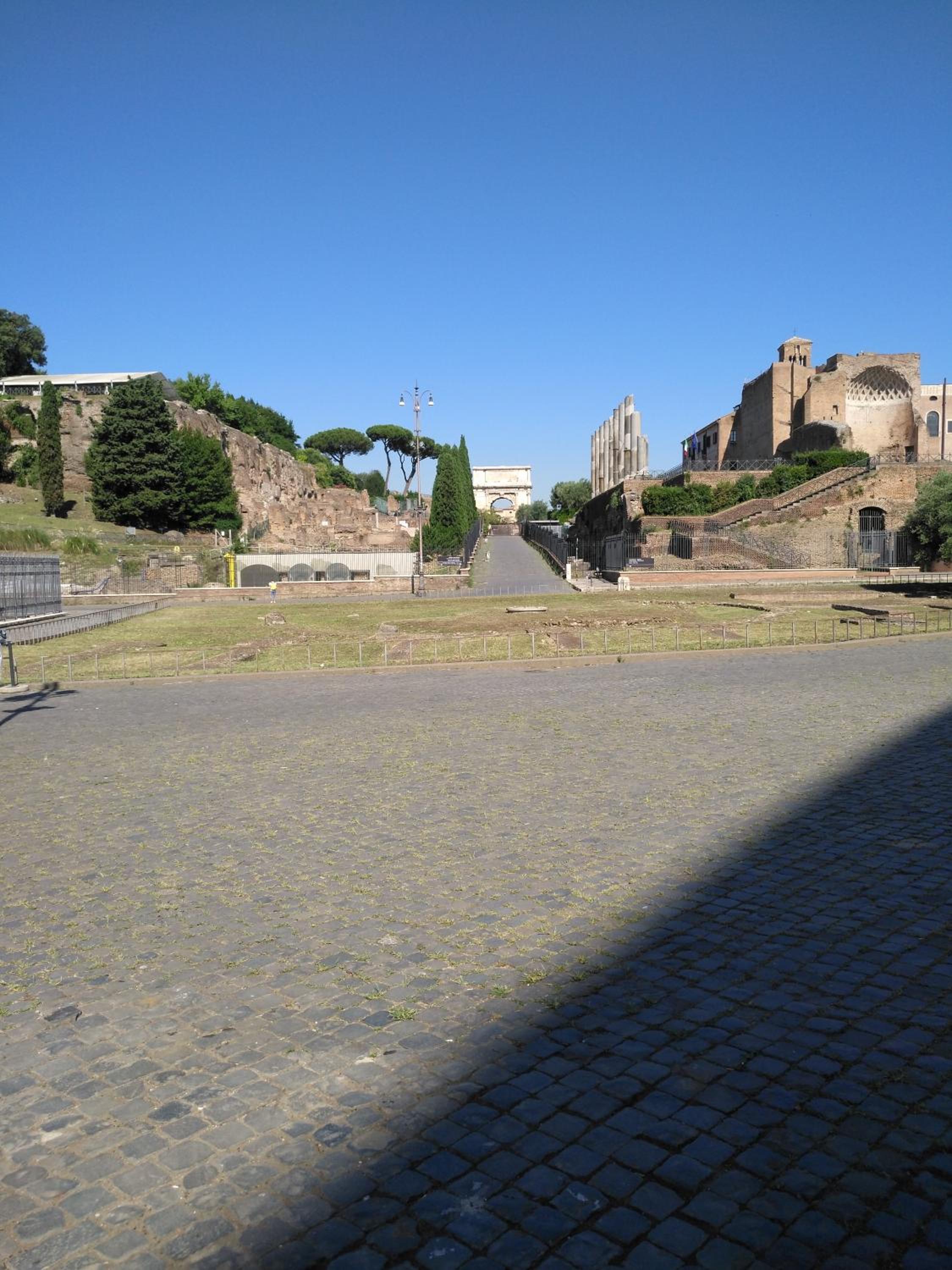 Tucci's Roma Guest House