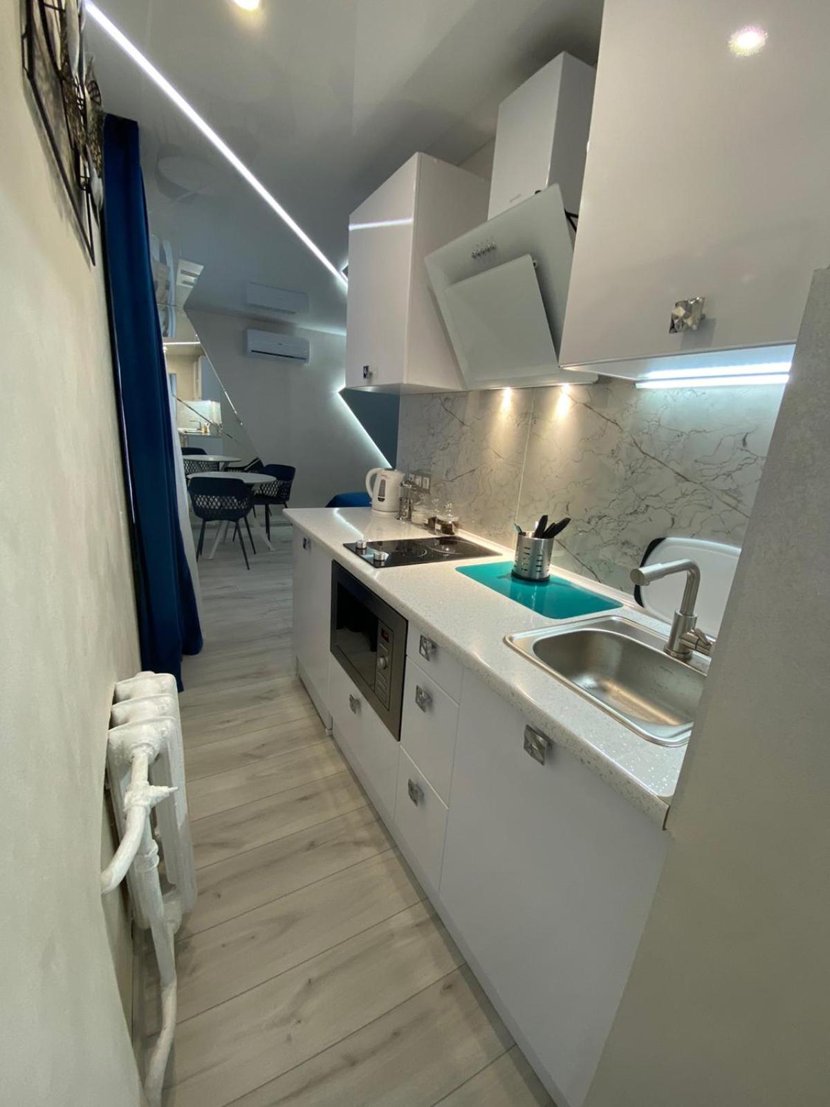 New Studio in the center of Kiev view 5