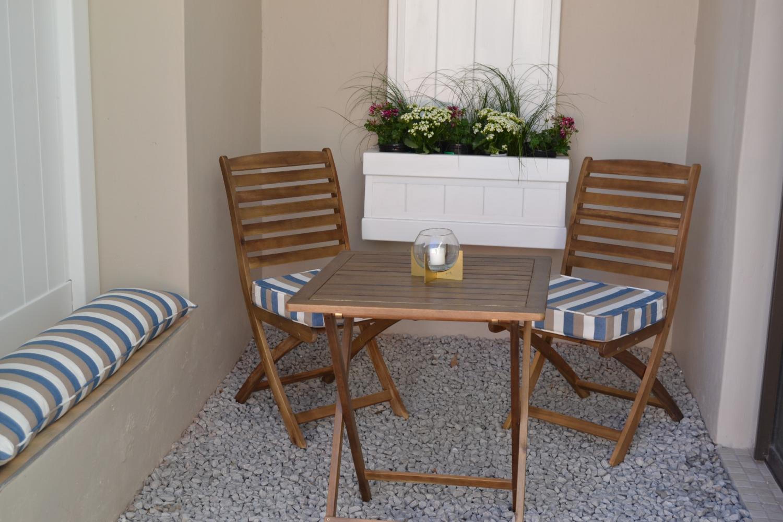 Caulfield Self Catering Apartment #SOLAR ENERGY - NO LOADSHEDDING